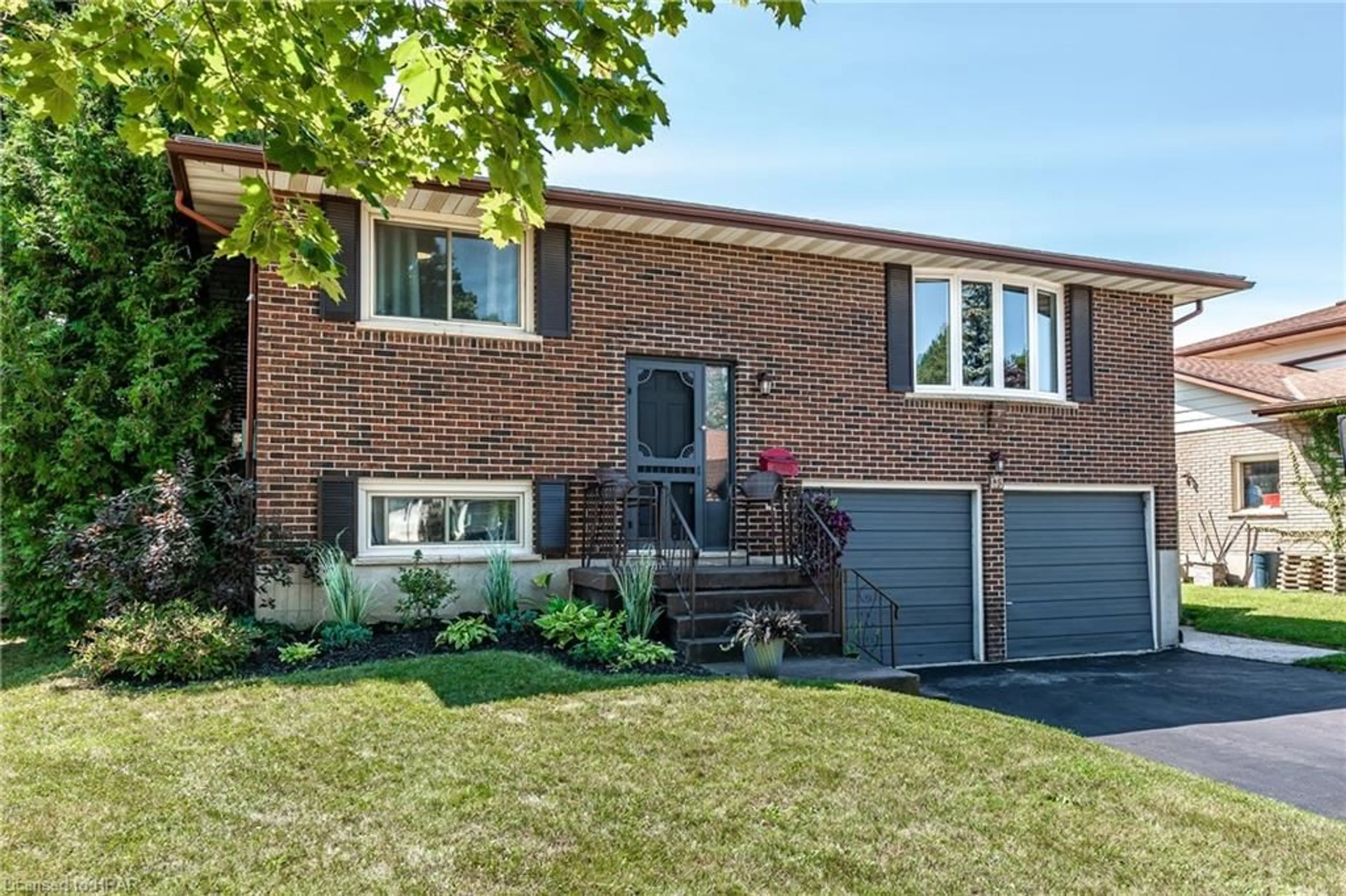 Home with brick exterior material for 139 Braemar Cres, Stratford Ontario N5A 7C2