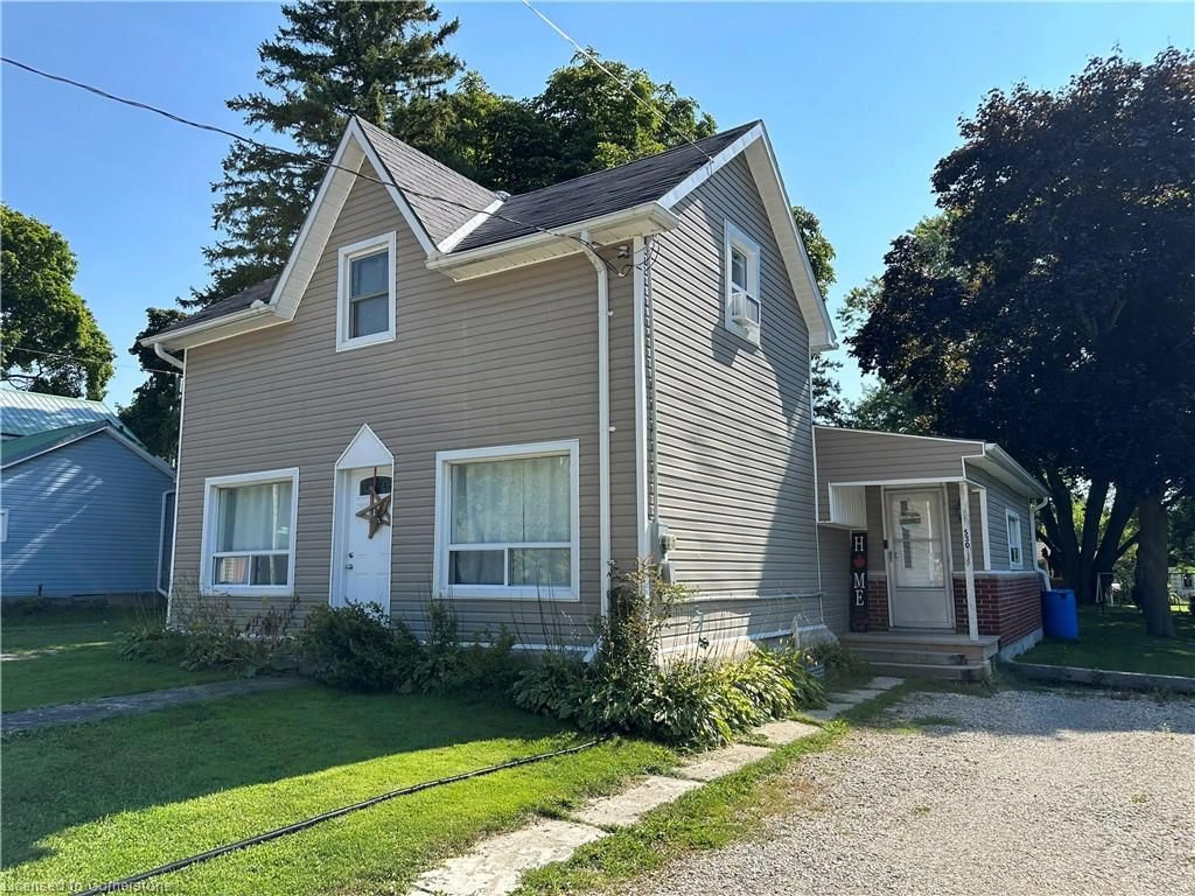 Frontside or backside of a home, cottage for 530 Wellington St, Palmerston Ontario N0G 2P0