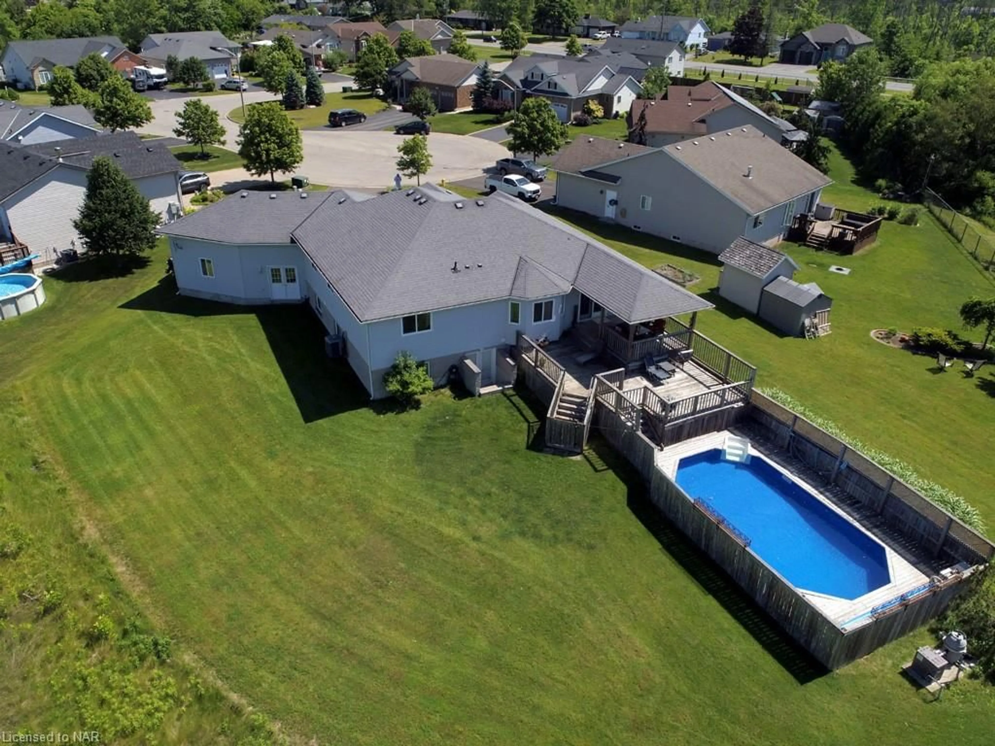 Frontside or backside of a home, the fenced backyard for 3934 Christina Crt, Ridgeway Ontario L0S 1N0