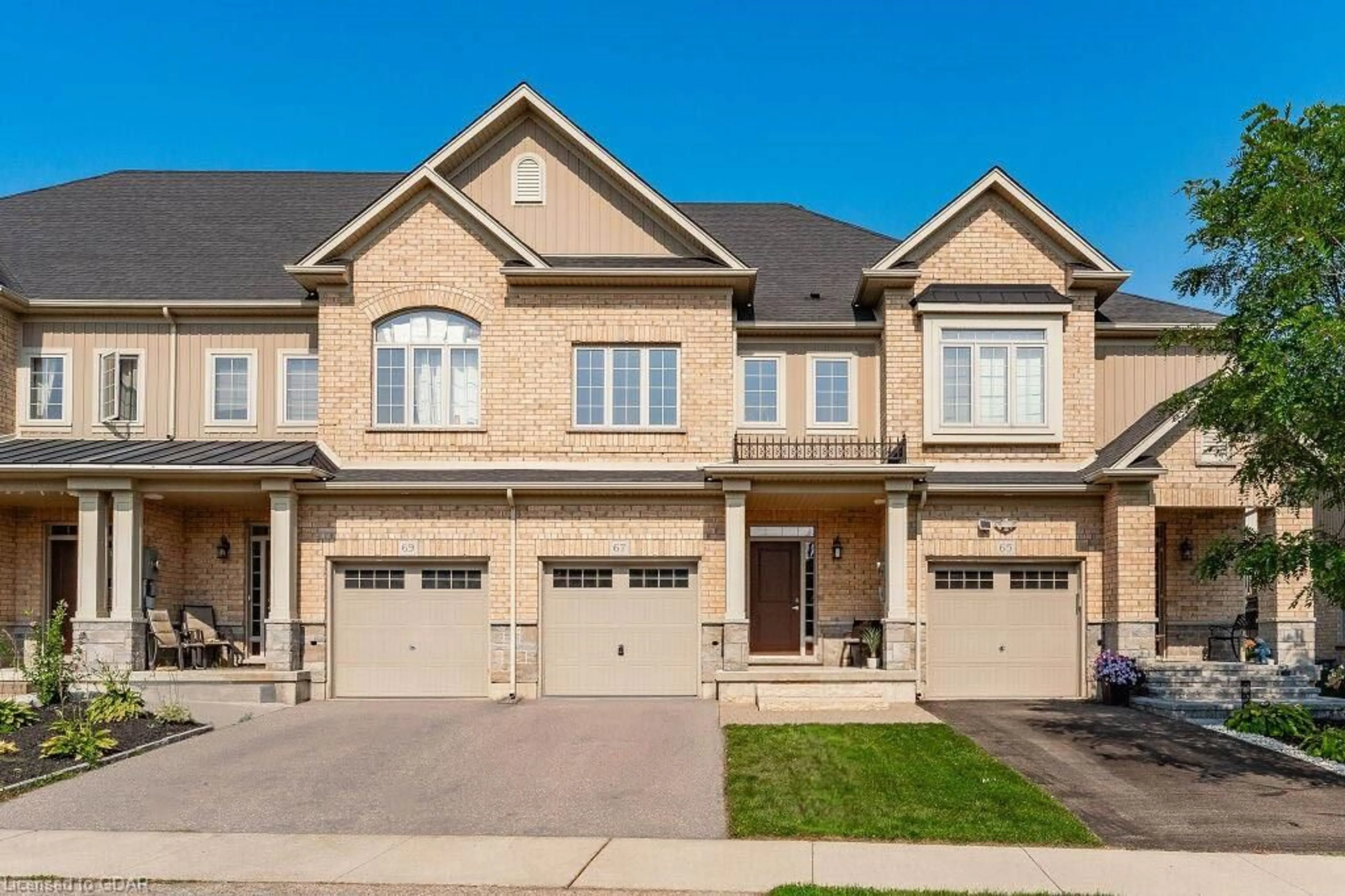 A pic from exterior of the house or condo for 67 Frasson Dr, Guelph Ontario N1E 0M2