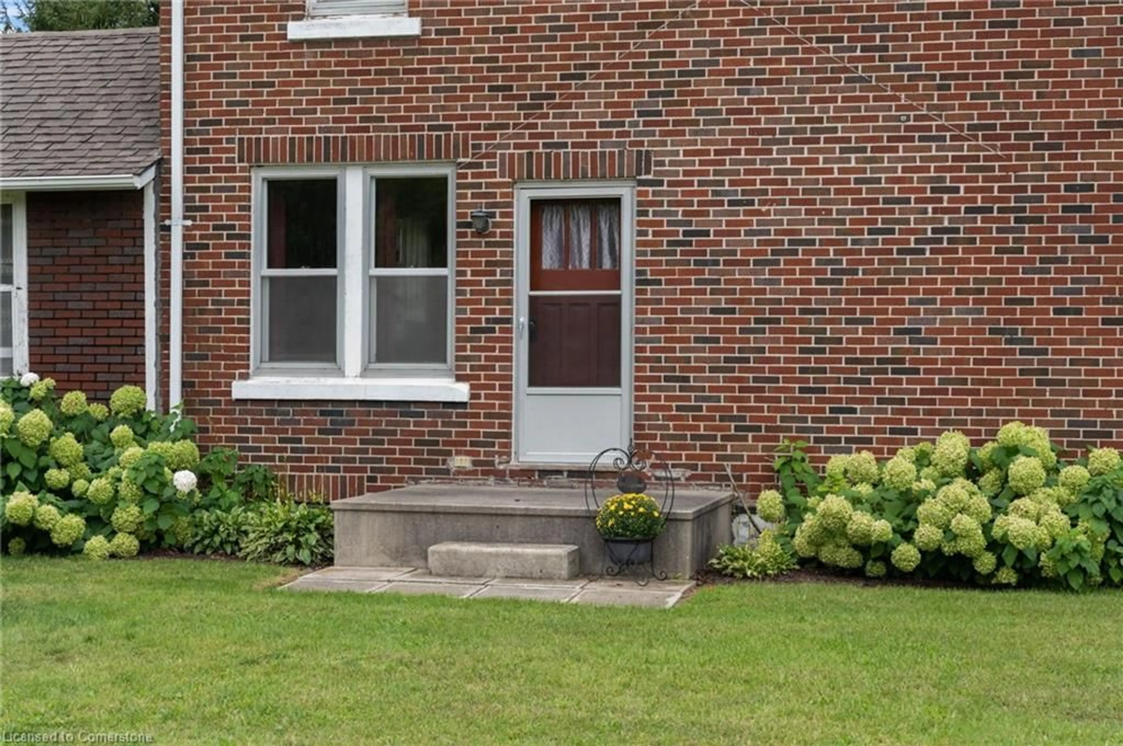 A pic from exterior of the house or condo, the front or back of building for 907 Forestry Farm Rd, St. Williams Ontario N0E 1P0