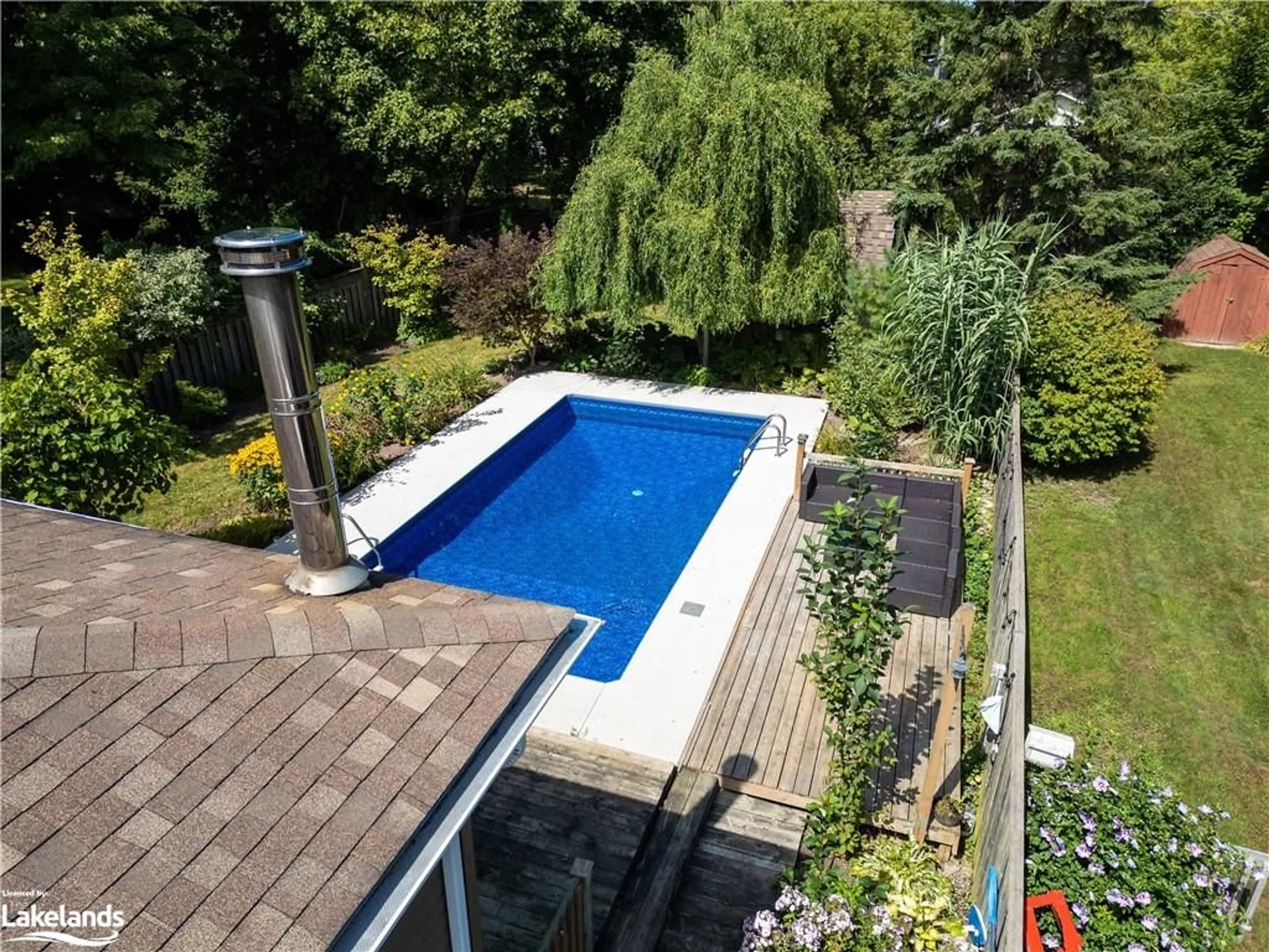 Indoor or outdoor pool for 44 Parker St, Meaford Ontario N4L 1P2