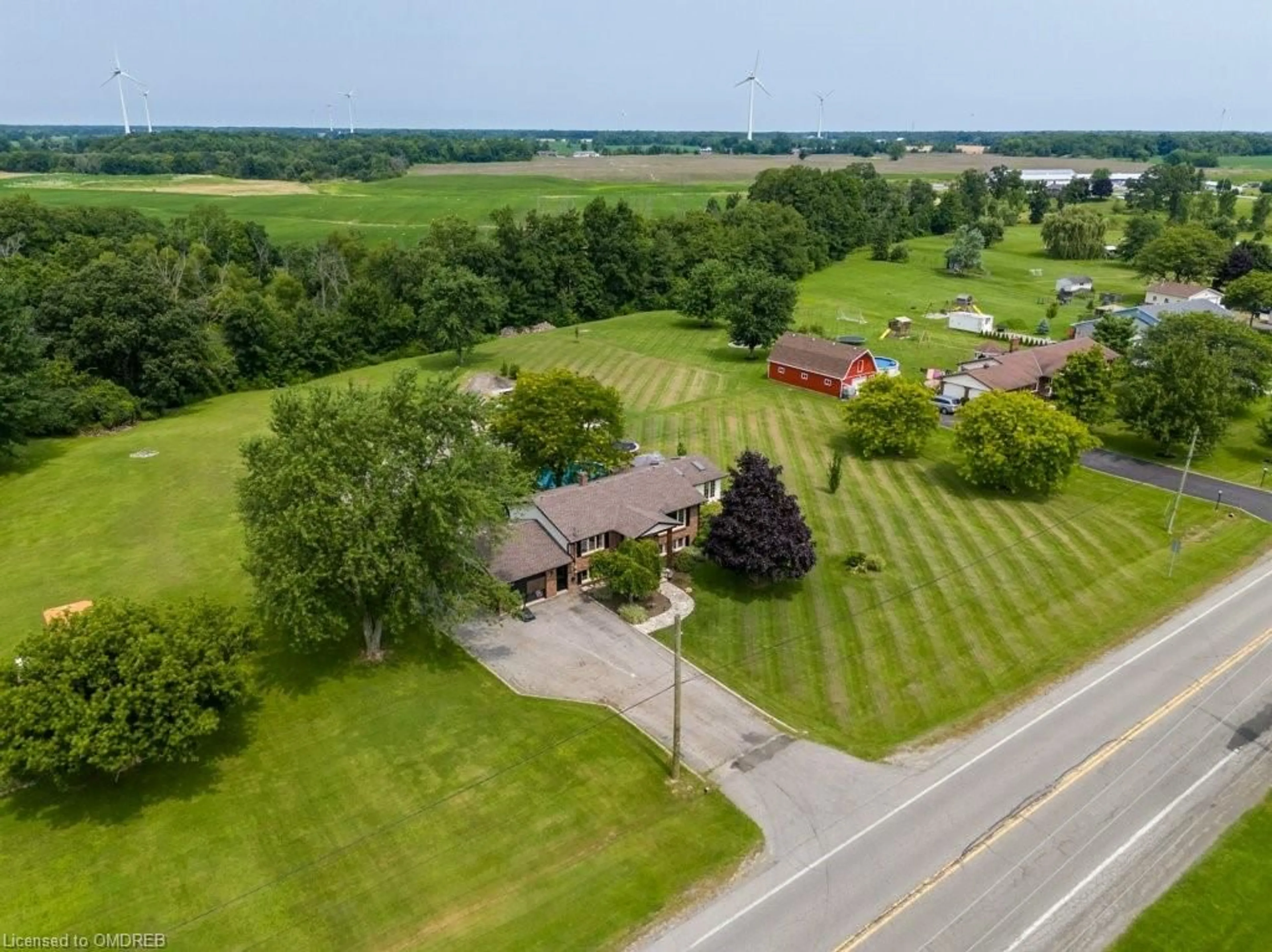 Frontside or backside of a home, the street view for 4999 Canborough Rd, Wellandport Ontario L0R 2J0