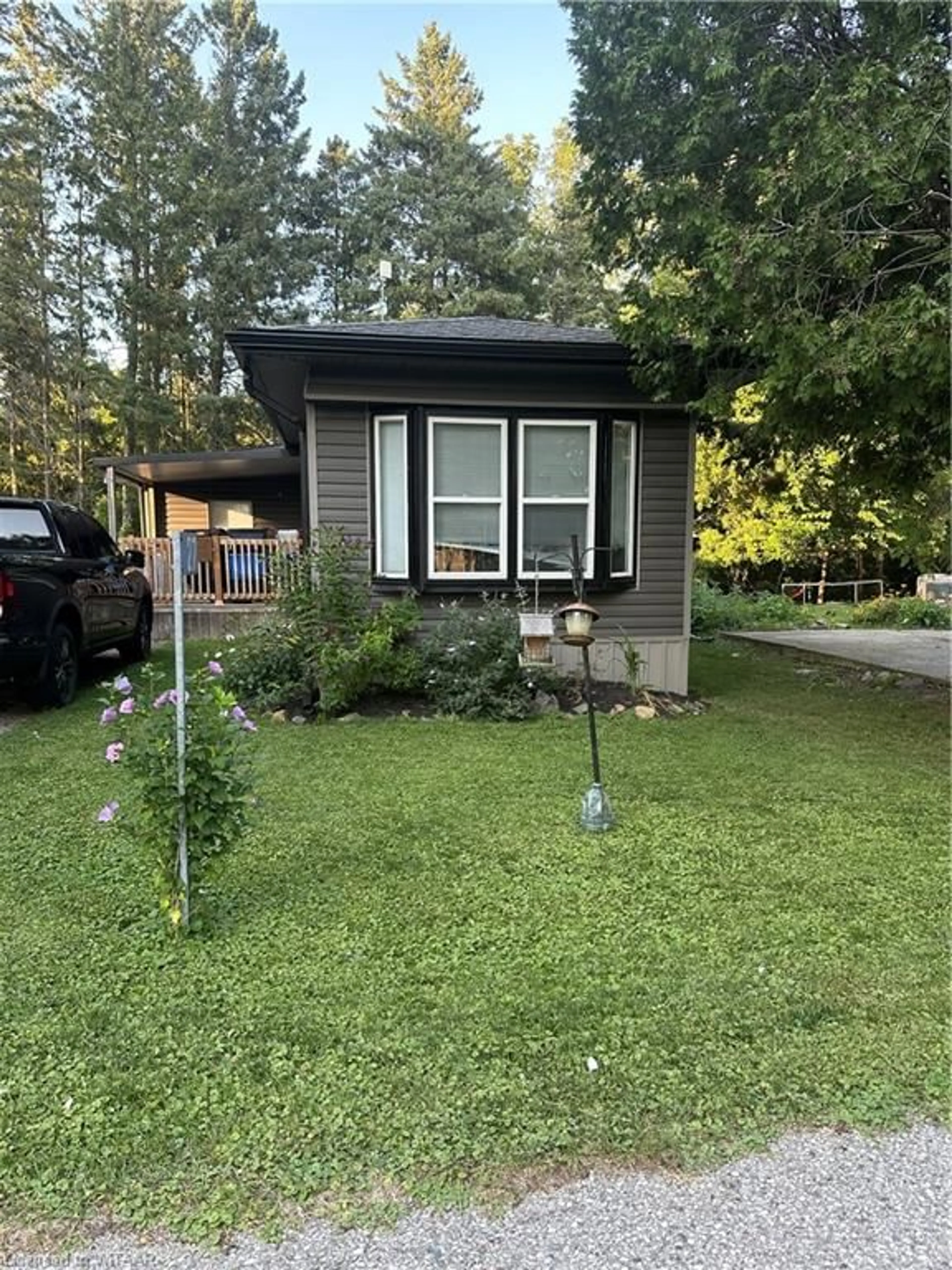 Frontside or backside of a home, cottage for 806201 Oxford Rd 29 #27, Innerkip Ontario N0J 1M0