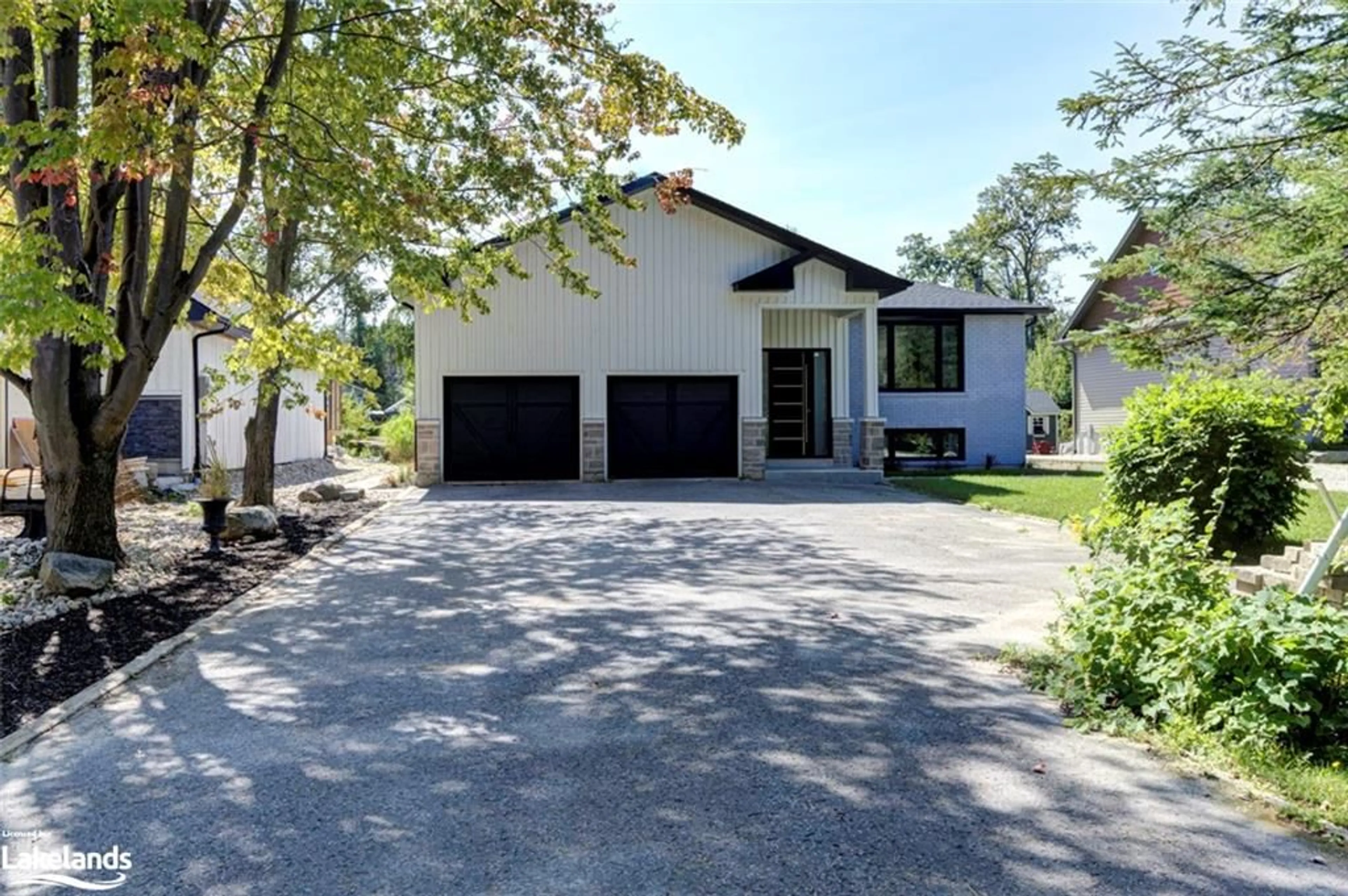 Frontside or backside of a home, cottage for 209854 Highway 26, The Blue Mountains Ontario L9Y 0L1