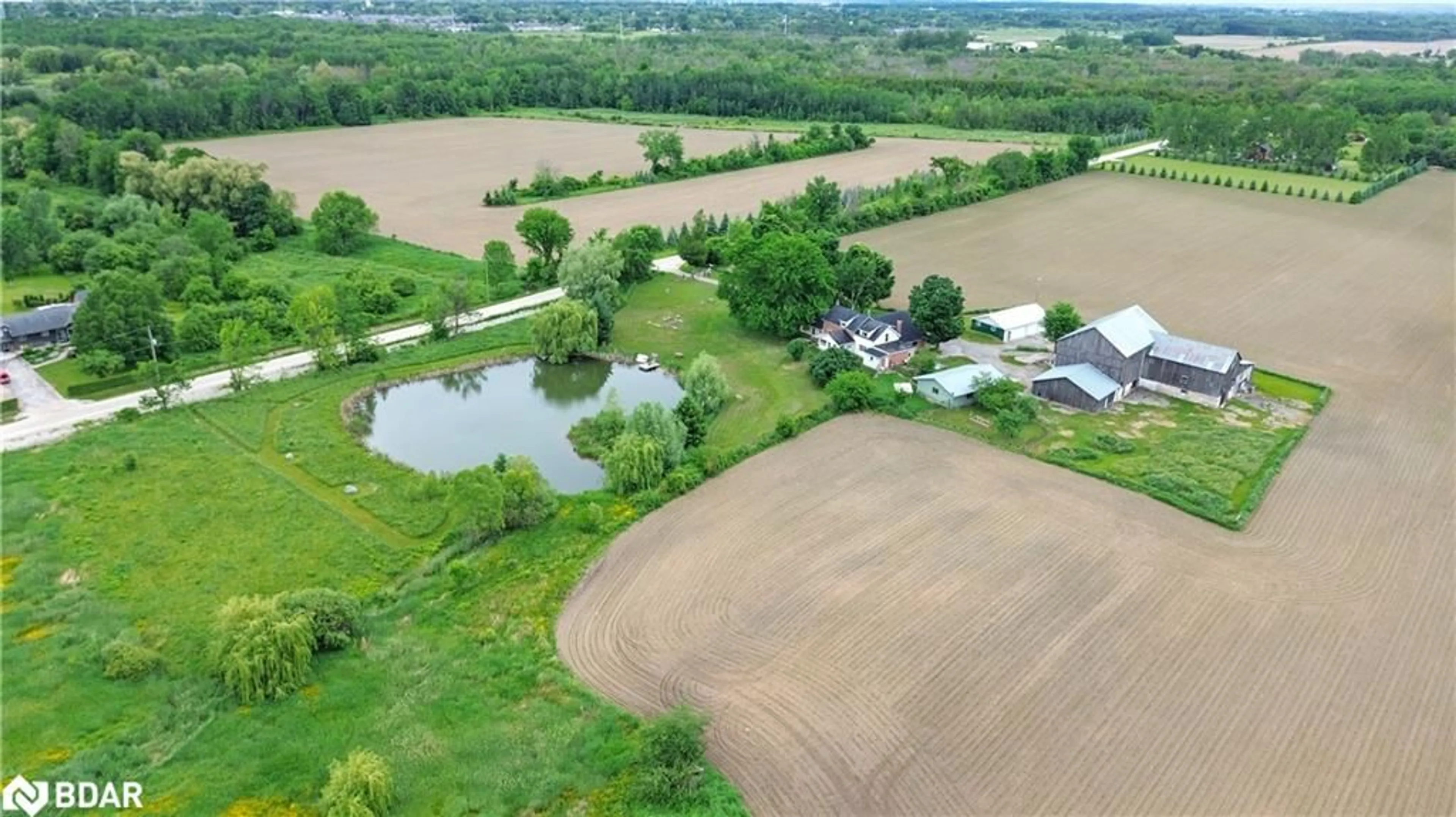 Shed for 6511 21/22 Sideroad Nottawasaga, Stayner Ontario L0M 1S0