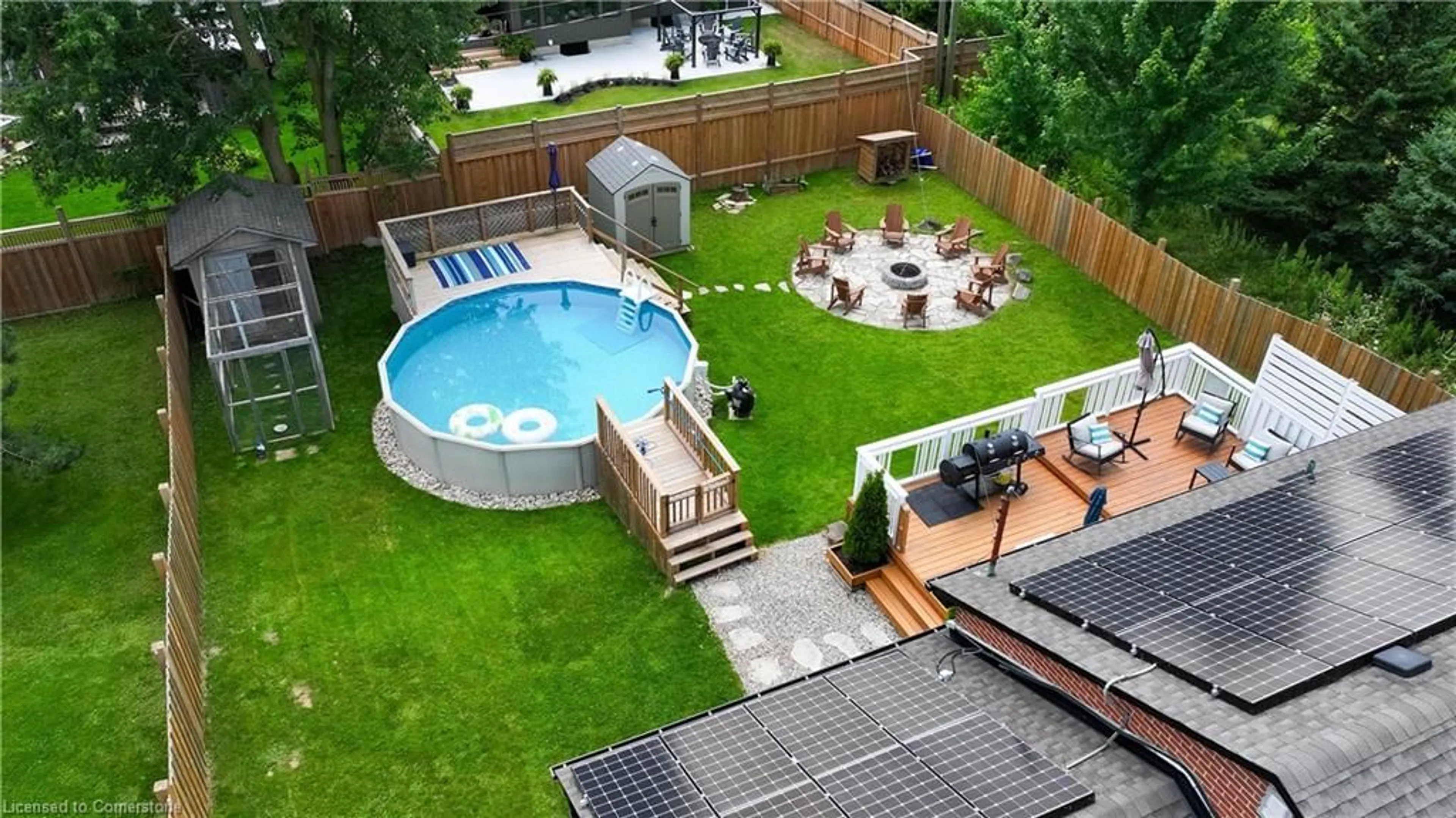 Indoor or outdoor pool for 75 Church St, Elmira Ontario N3B 1N1