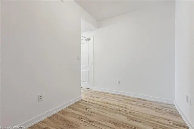 Additional property image - 450 Dundas St Unit 1001