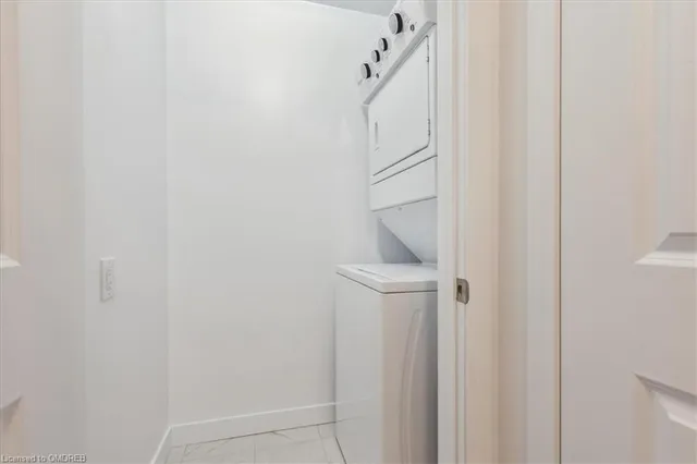 Additional property image - 450 Dundas St Unit 1001
