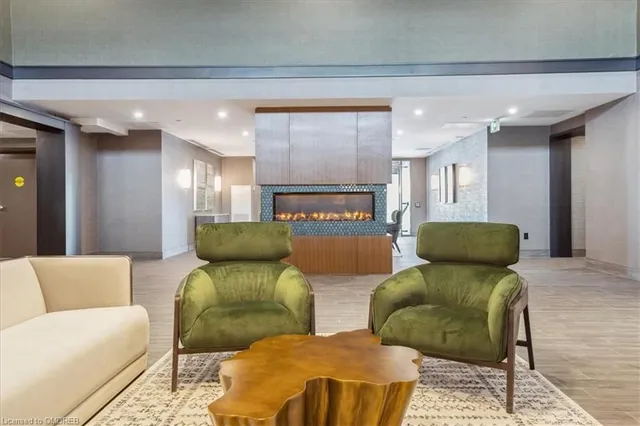 Additional property image - 450 Dundas St Unit 1001