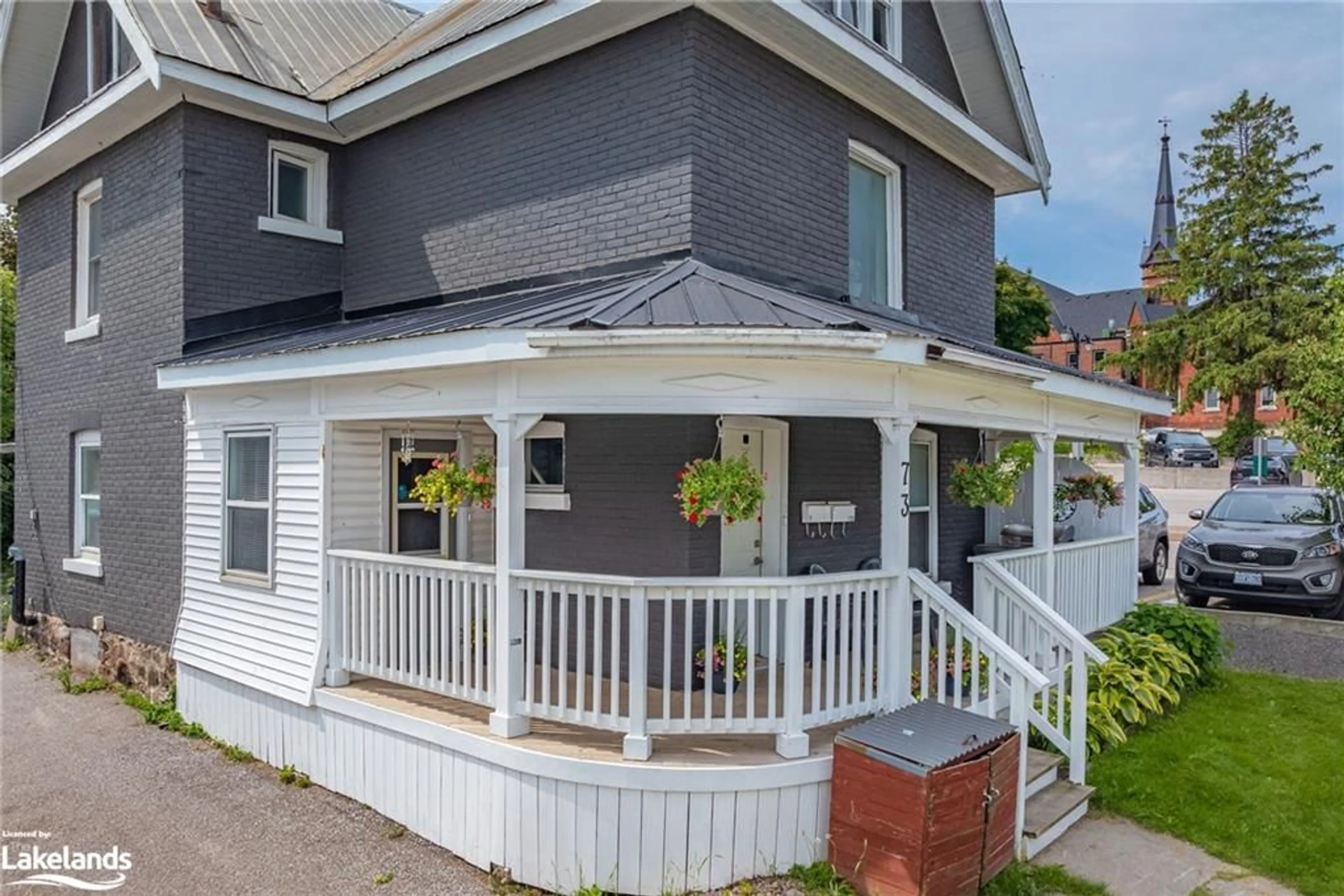 Frontside or backside of a home, cottage for 73 Coldwater St, Orillia Ontario L3V 1W6