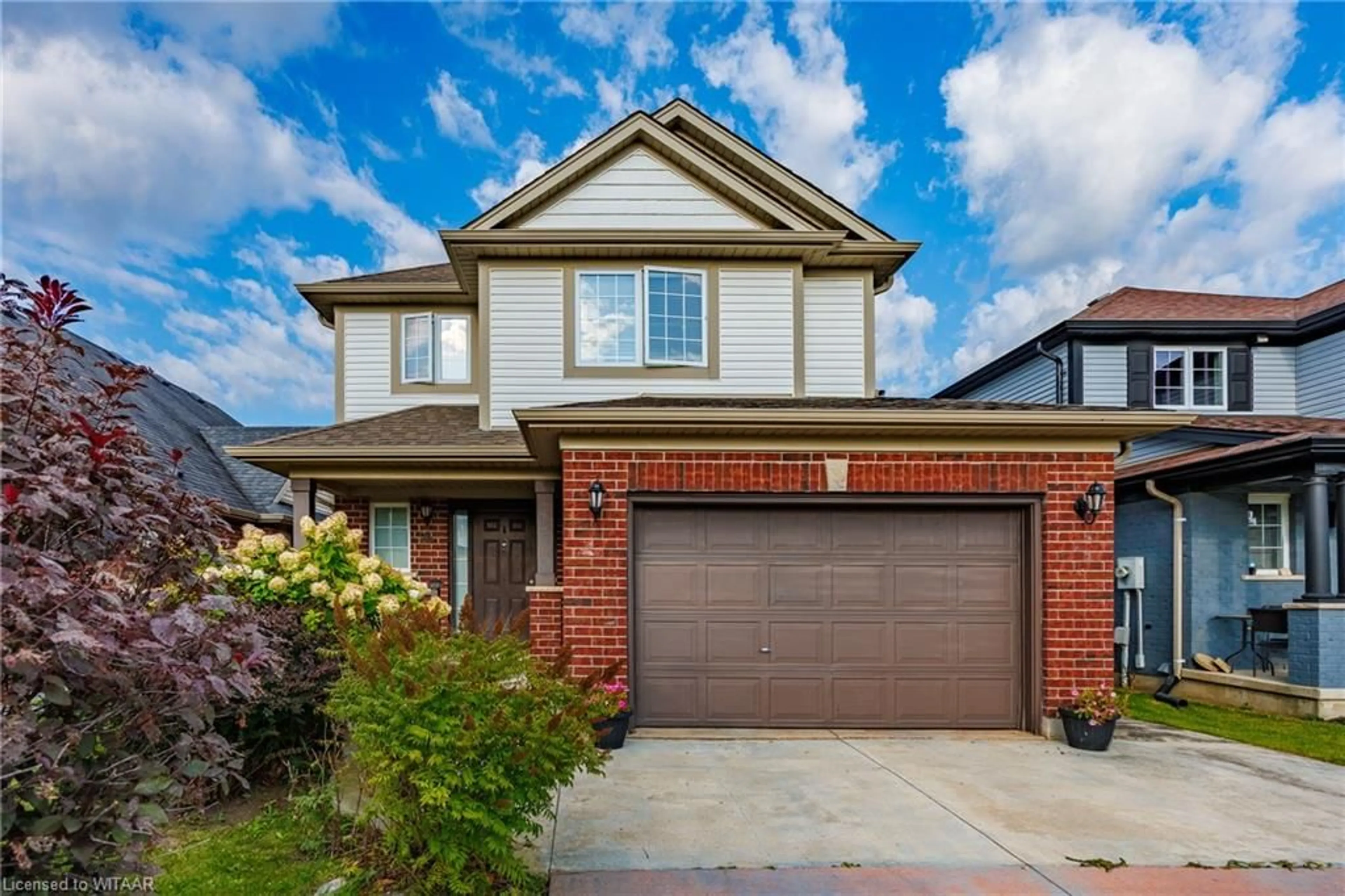 Home with brick exterior material for 26 Peach Tree Blvd, St. Thomas Ontario N5R 0B3