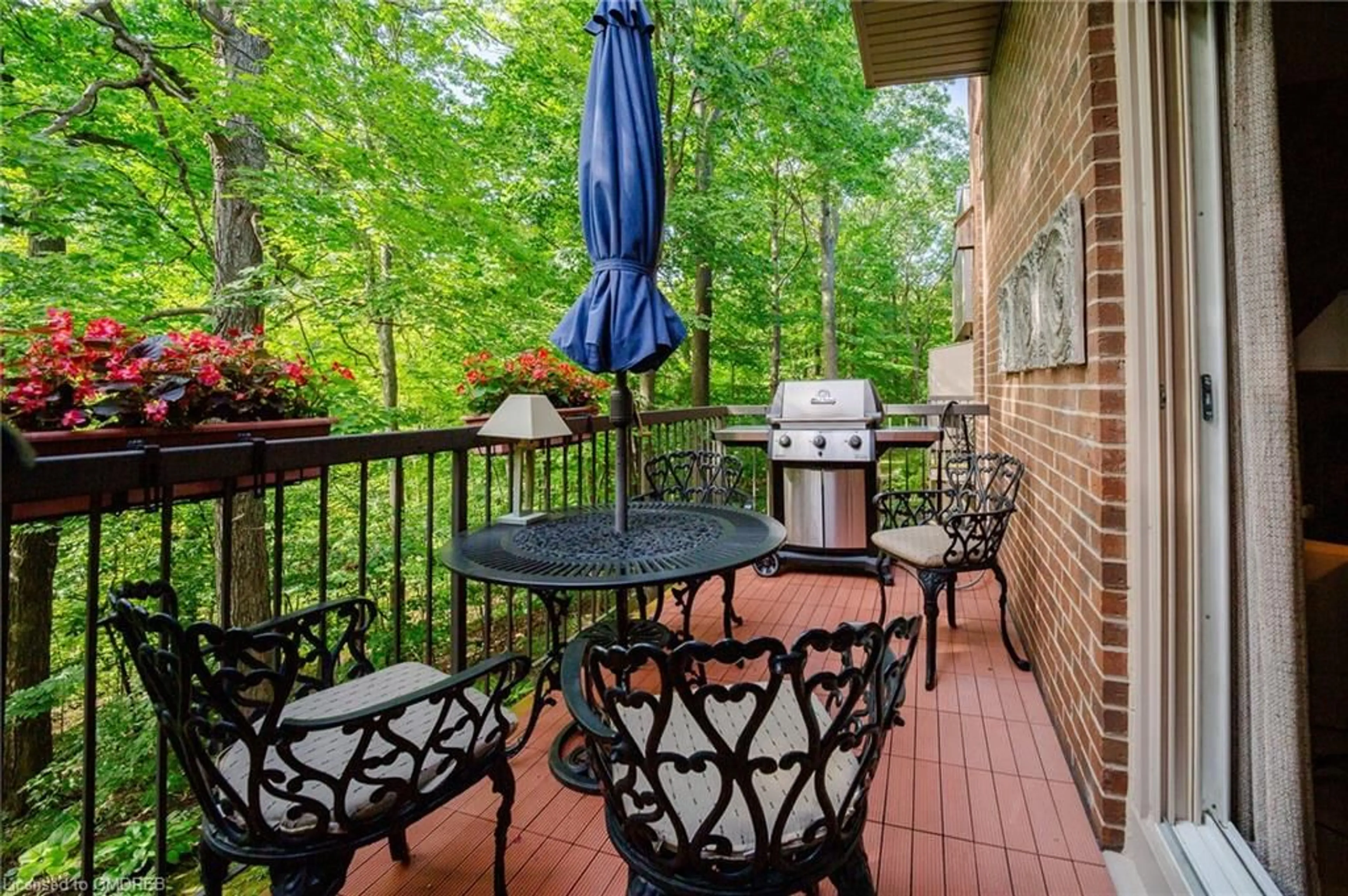 Patio for 1250 Marlborough Crt #48, Oakville Ontario L6H 2W7