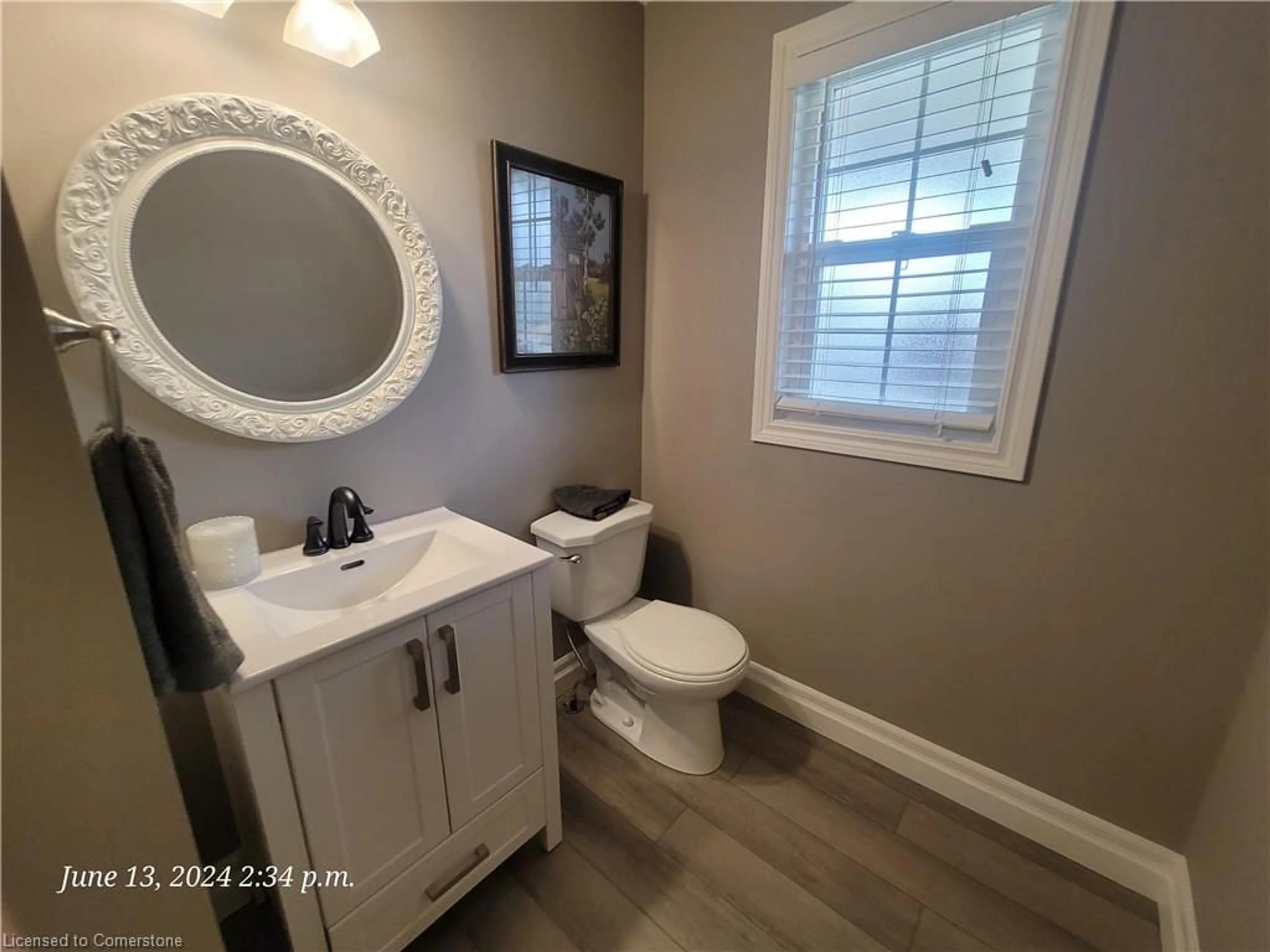 Bathroom, wood floors for 91 Red Clover Cres, Kitchener Ontario N2E 4G7