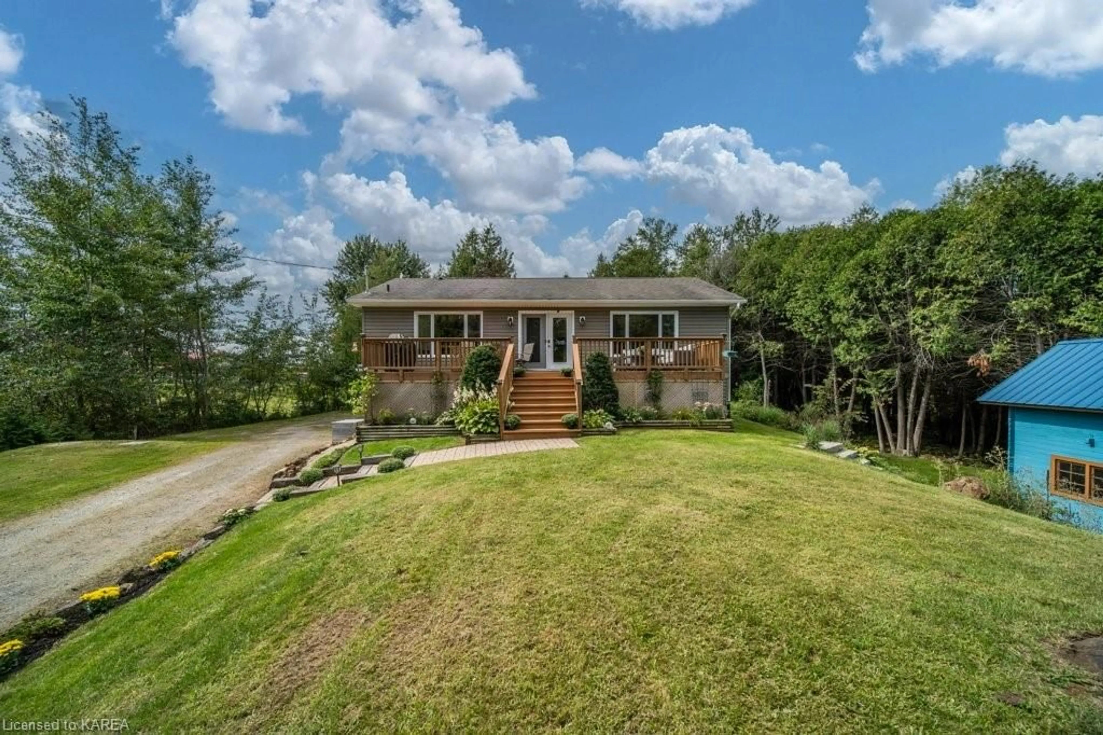 Frontside or backside of a home, cottage for 386 Short Point Rd, Lyndhurst Ontario K0E 1N0