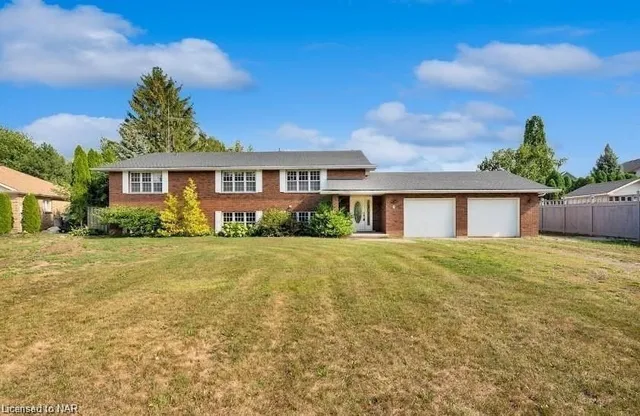 4 Merritt Cir, Niagara-on-the-Lake 3