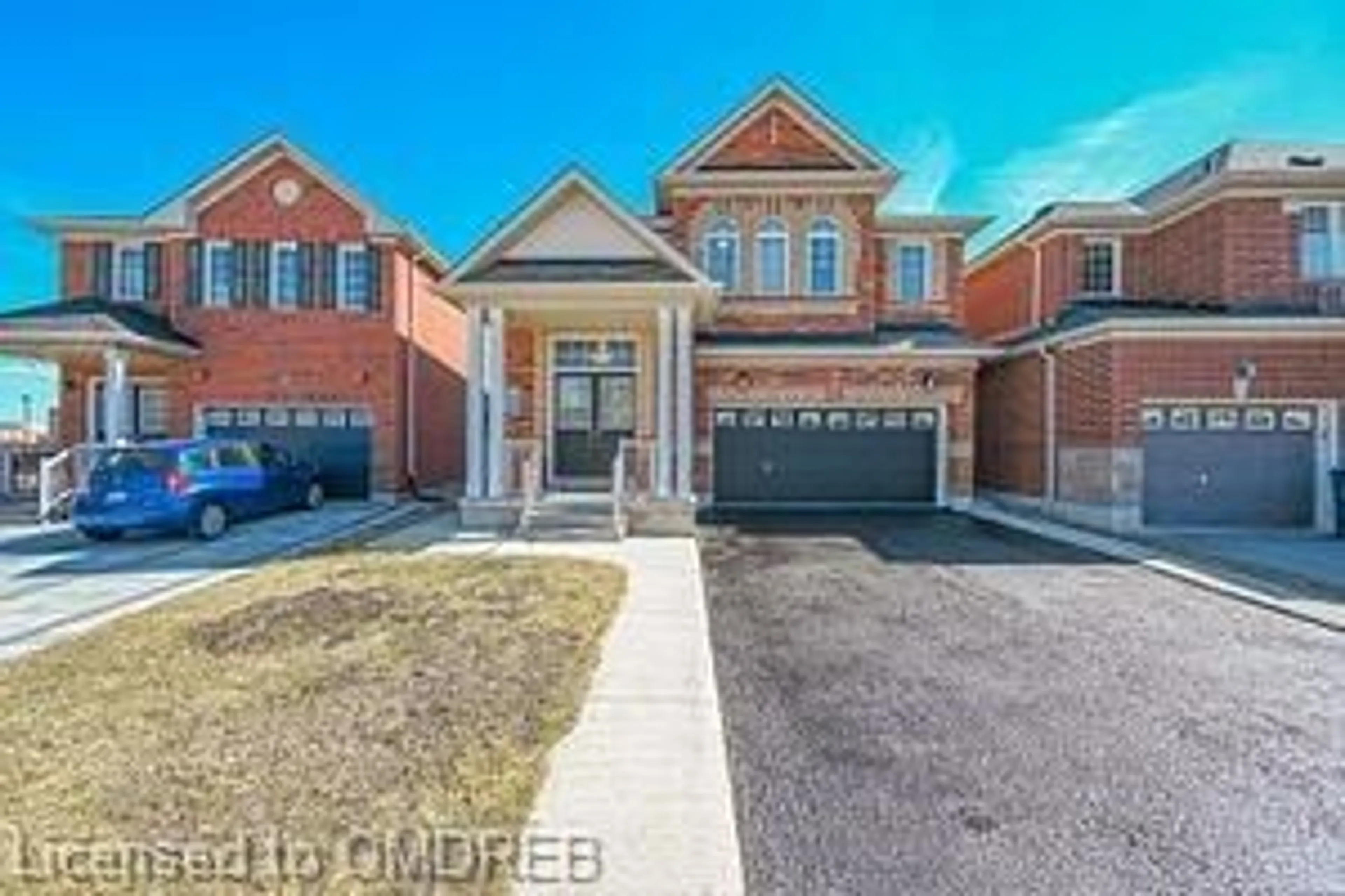 Home with brick exterior material for 14 Lillian Cres, Brampton Ontario L6R 3P9