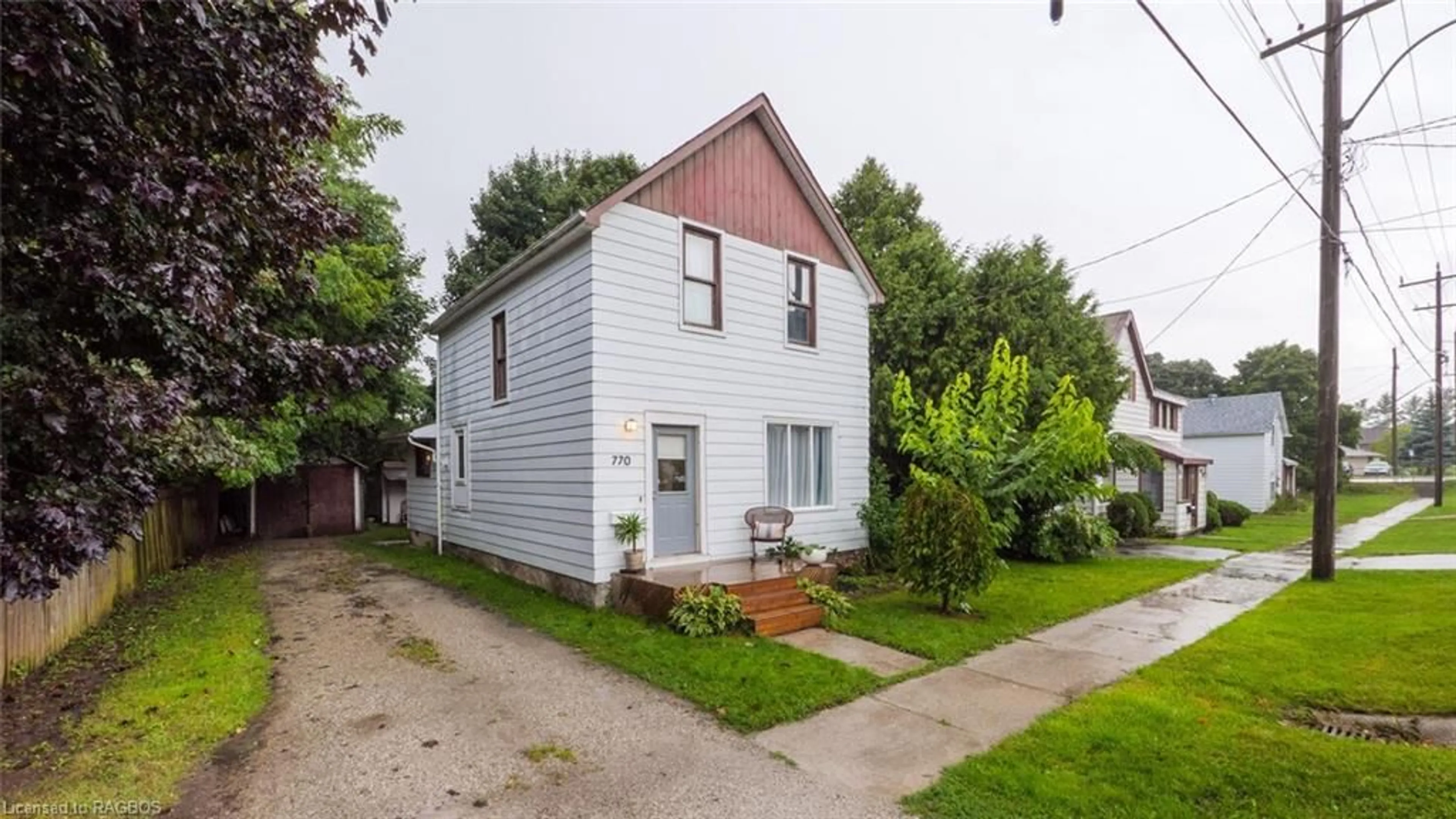 A pic from exterior of the house or condo, cottage for 770 8th Ave, Owen Sound Ontario N4K 3A6