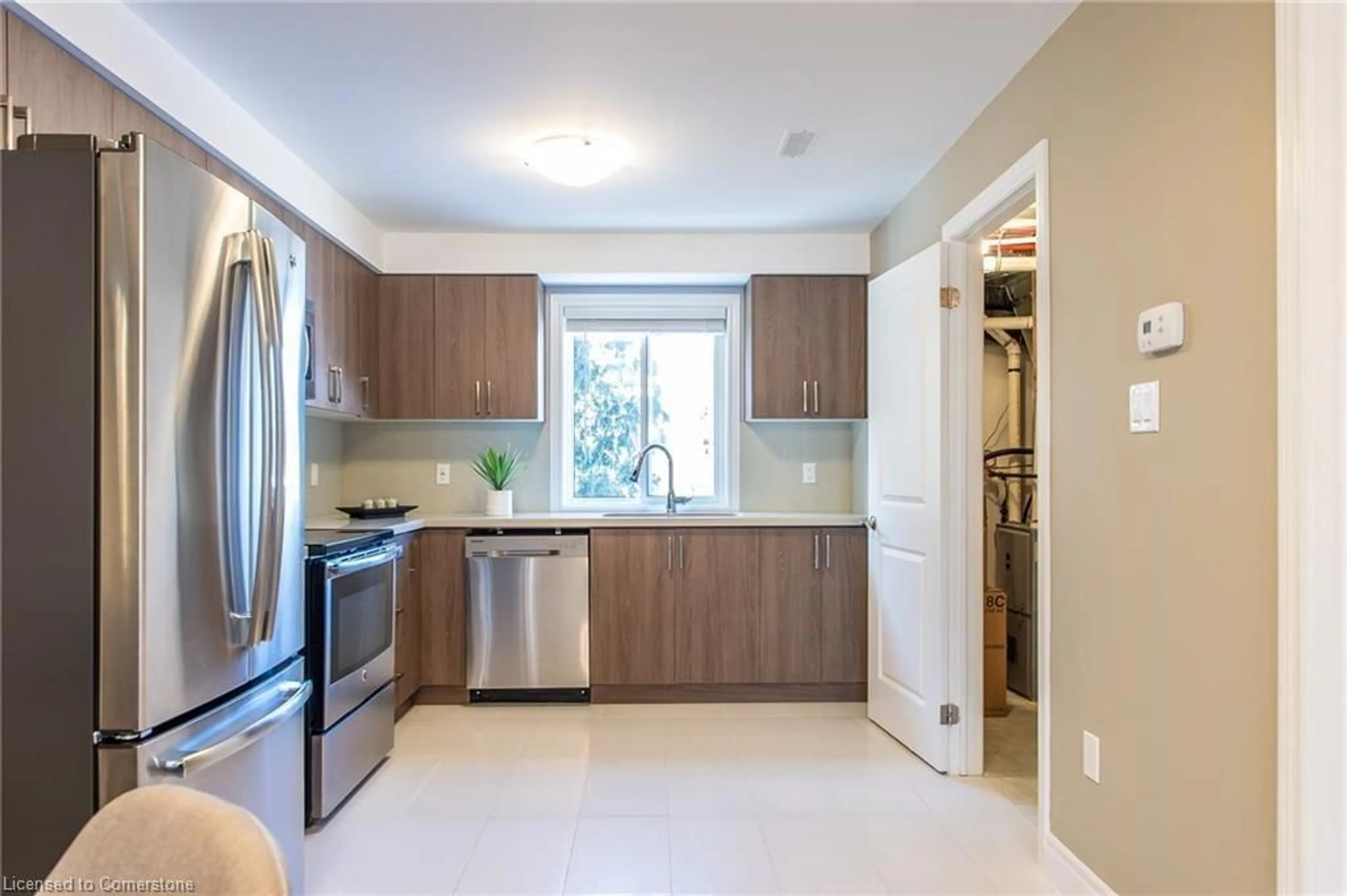 Standard kitchen, wood floors for 122 Courtland Ave #4, Kitchener Ontario N2G 0B8