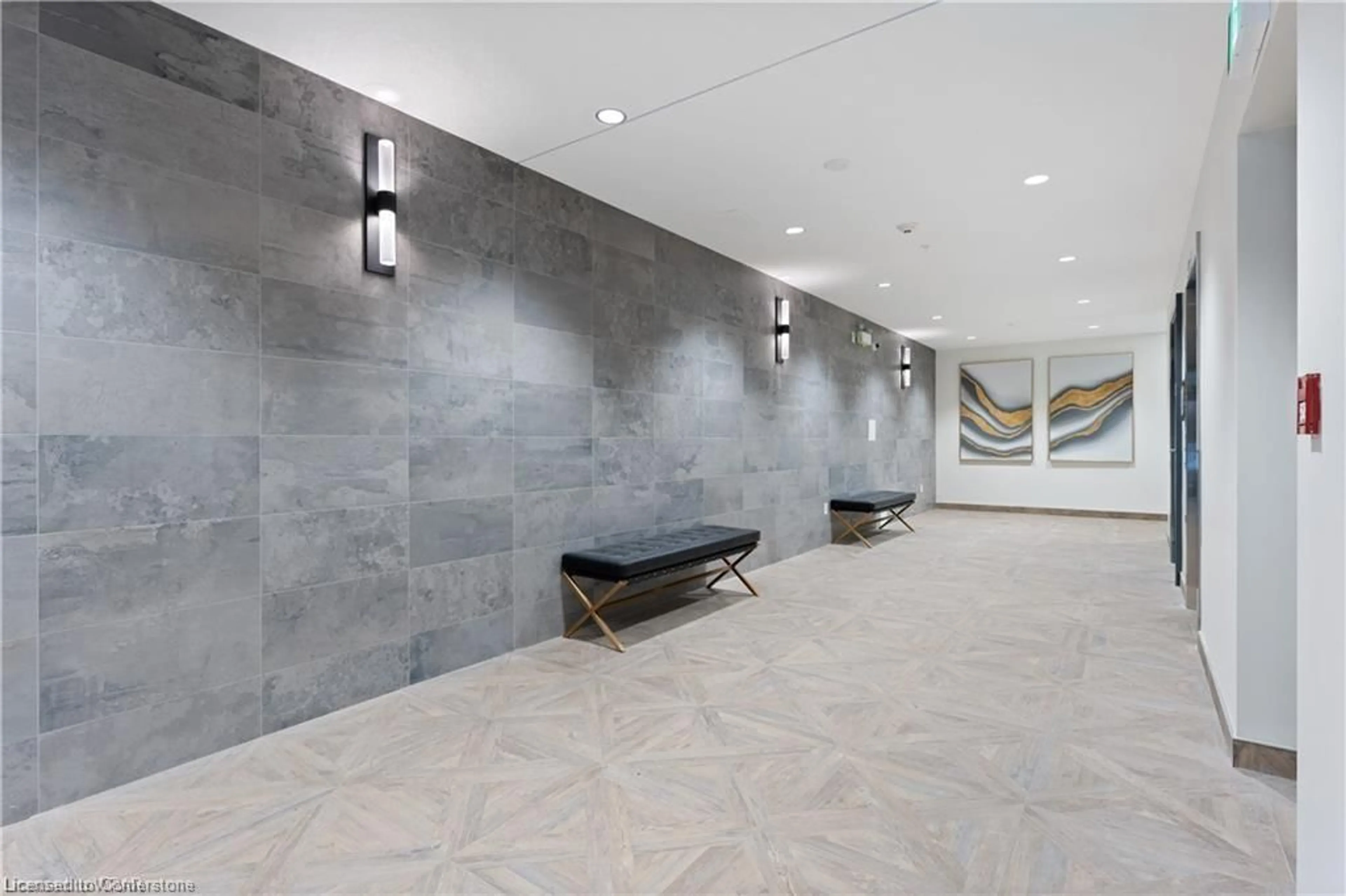 Indoor lobby, ceramic floors for 88 Gibson St #207, Ayr Ontario N0B 1E0