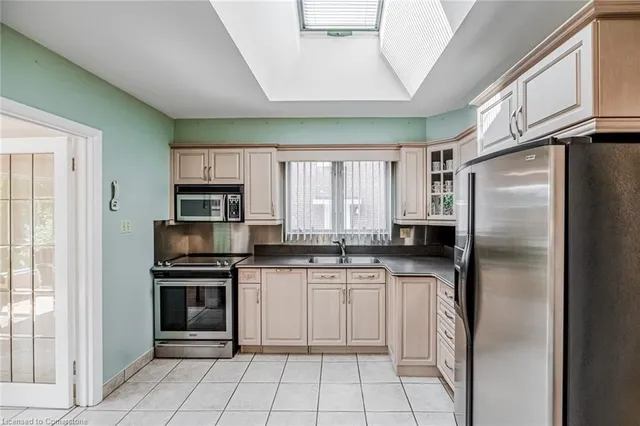 Additional property image - 1165 Flagship Dr