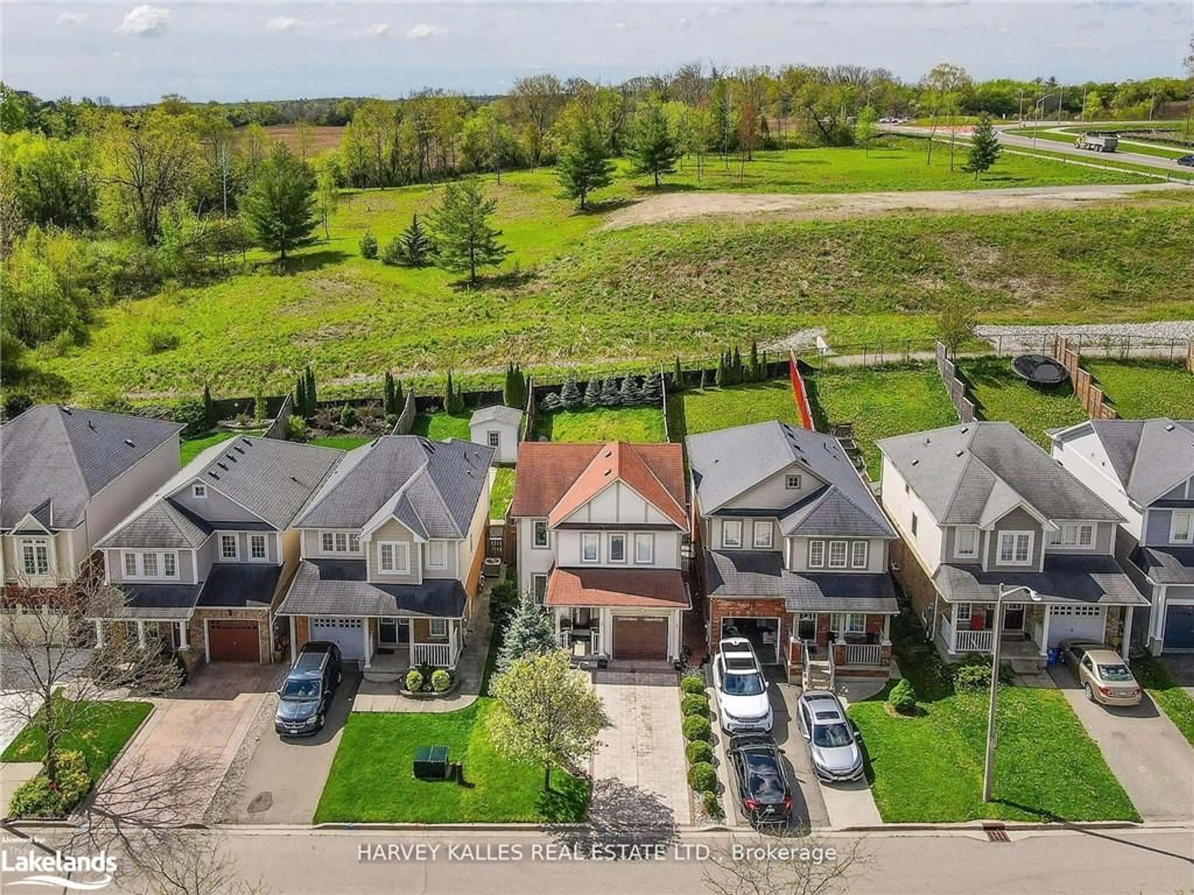 Frontside or backside of a home, the street view for 115 Bailey Dr, Cambridge Ontario N1P 0A2