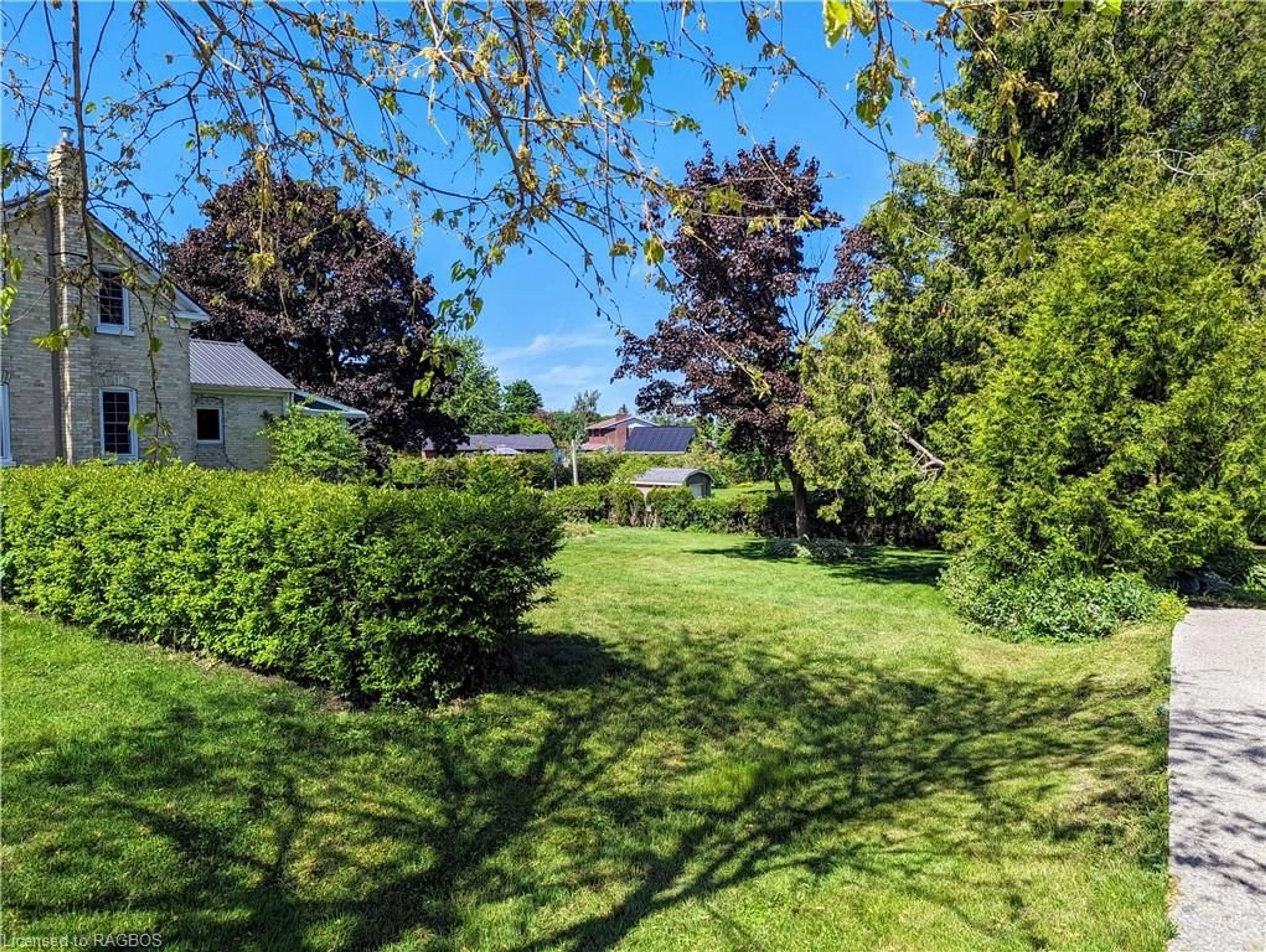 Frontside or backside of a home, the fenced backyard for 1178 PART 4 Queen St, Kincardine Ontario N2Z 1G6