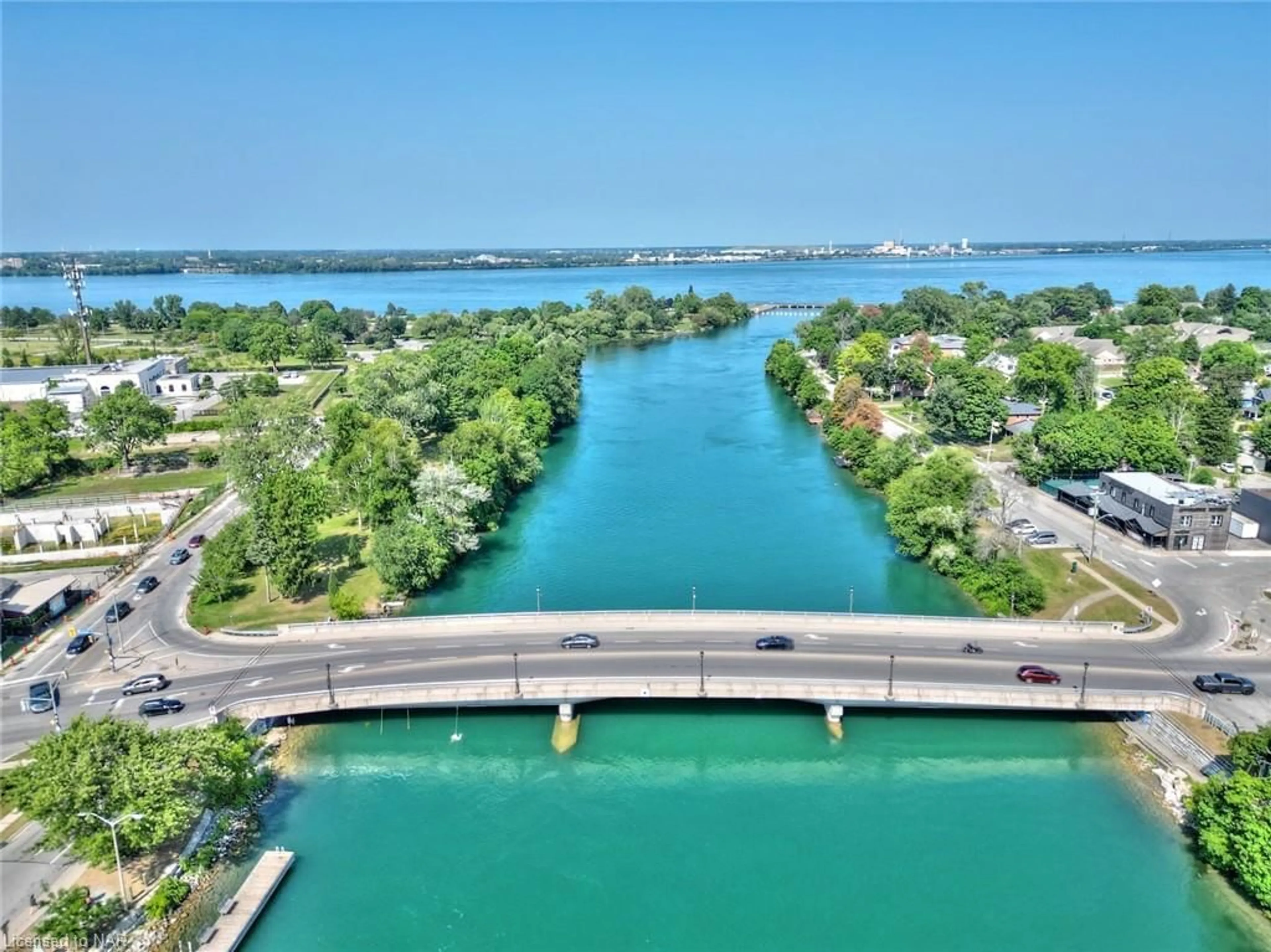 A pic from exterior of the house or condo, the view of lake or river for 3758 Main Street, Niagara Falls Ontario L2G 6B2