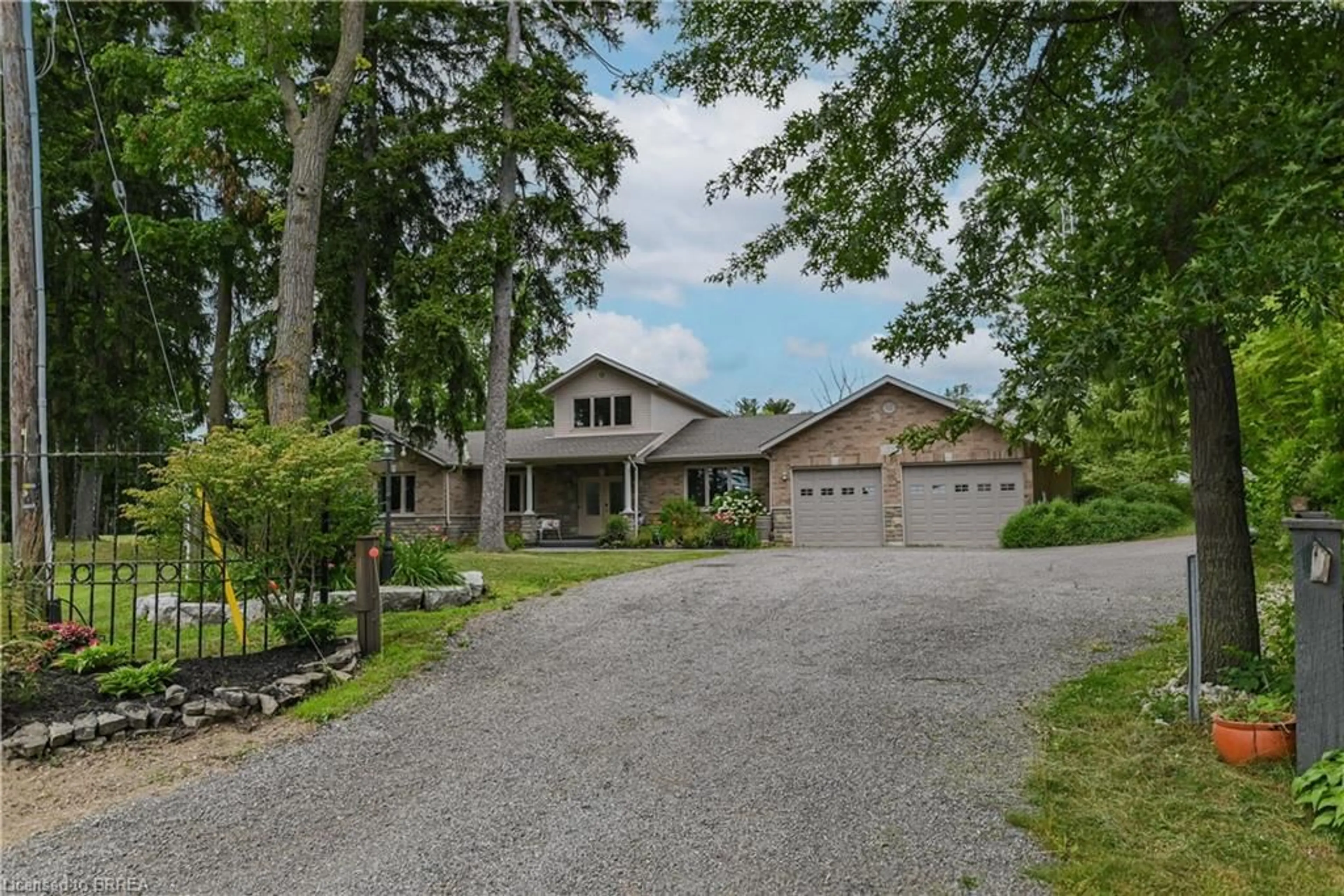 Frontside or backside of a home for 46 Oxbow Rd, Brantford Ontario N3T 5L6