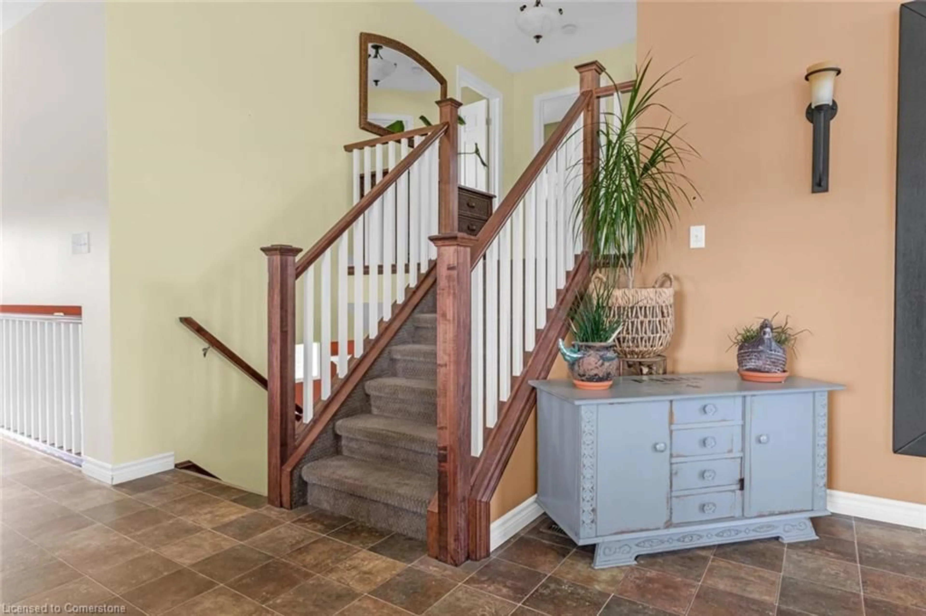 Indoor entryway, wood floors for 149 Penhale Ave, Elgin Ontario N5R 0A4