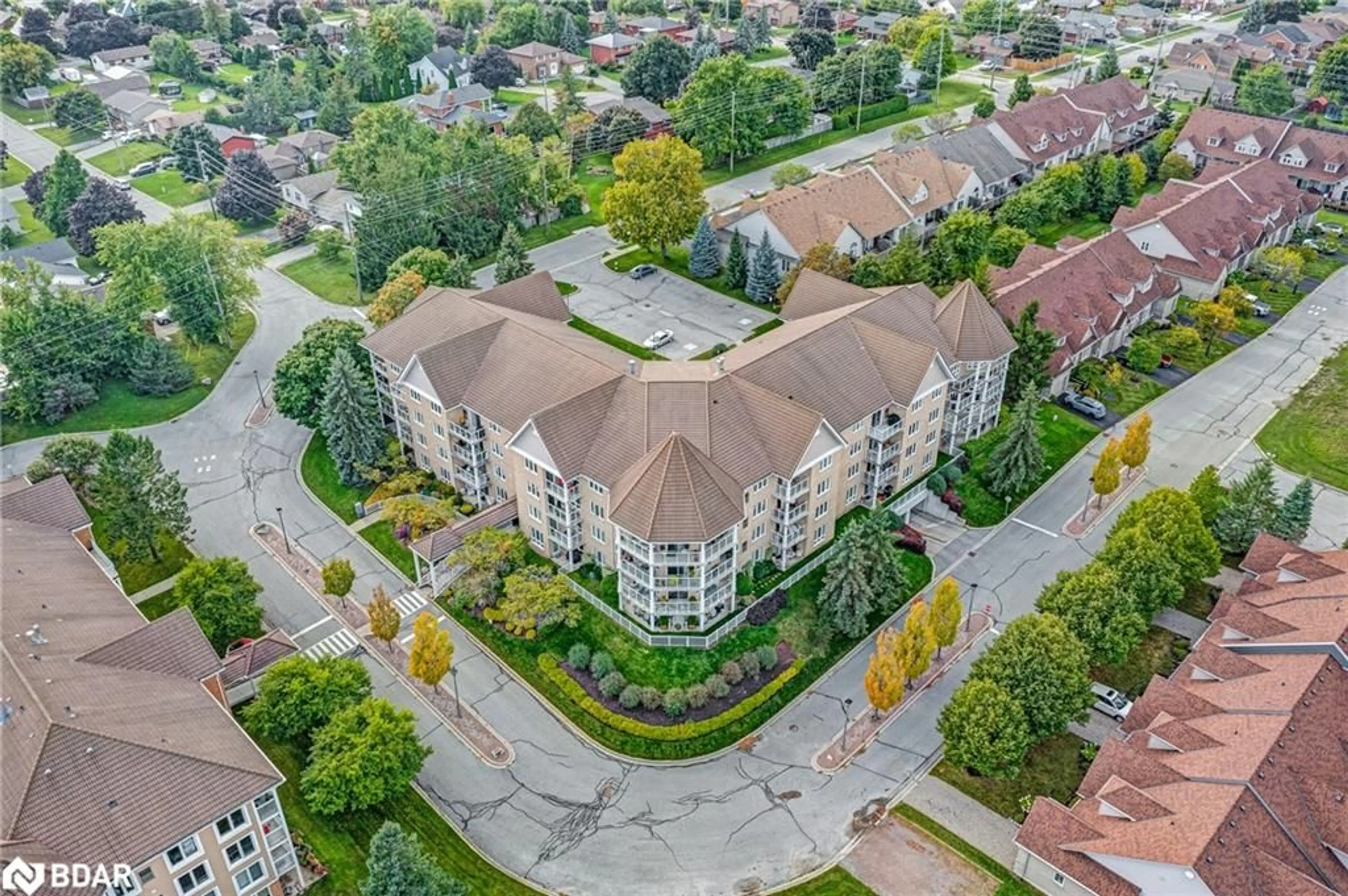 A pic from exterior of the house or condo, the street view for 51 Rivermill Blvd #304, Lindsay Ontario K9V 6E8