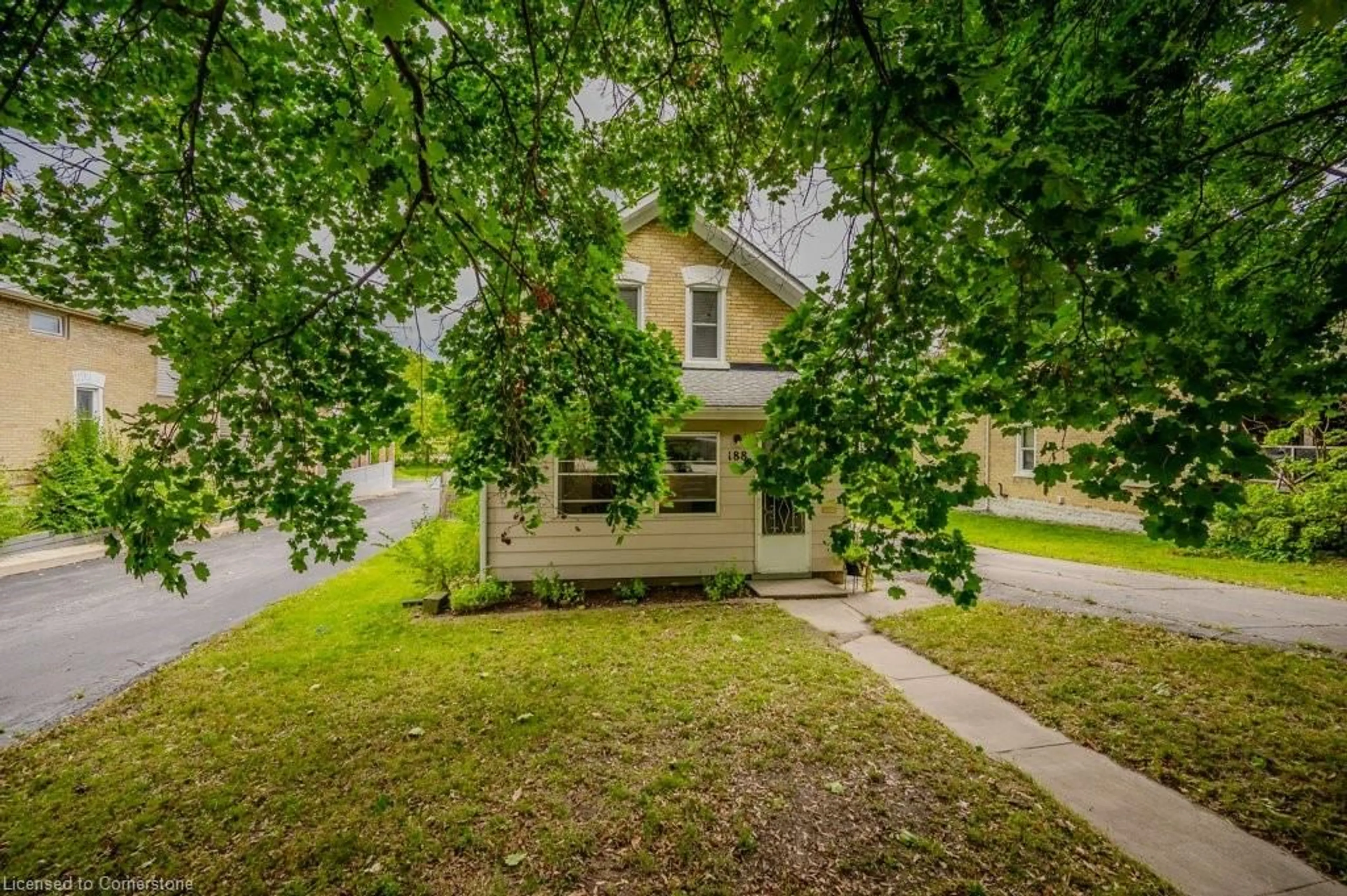 Frontside or backside of a home, the street view for 188 Waterloo St, Kitchener Ontario N2H 3W1