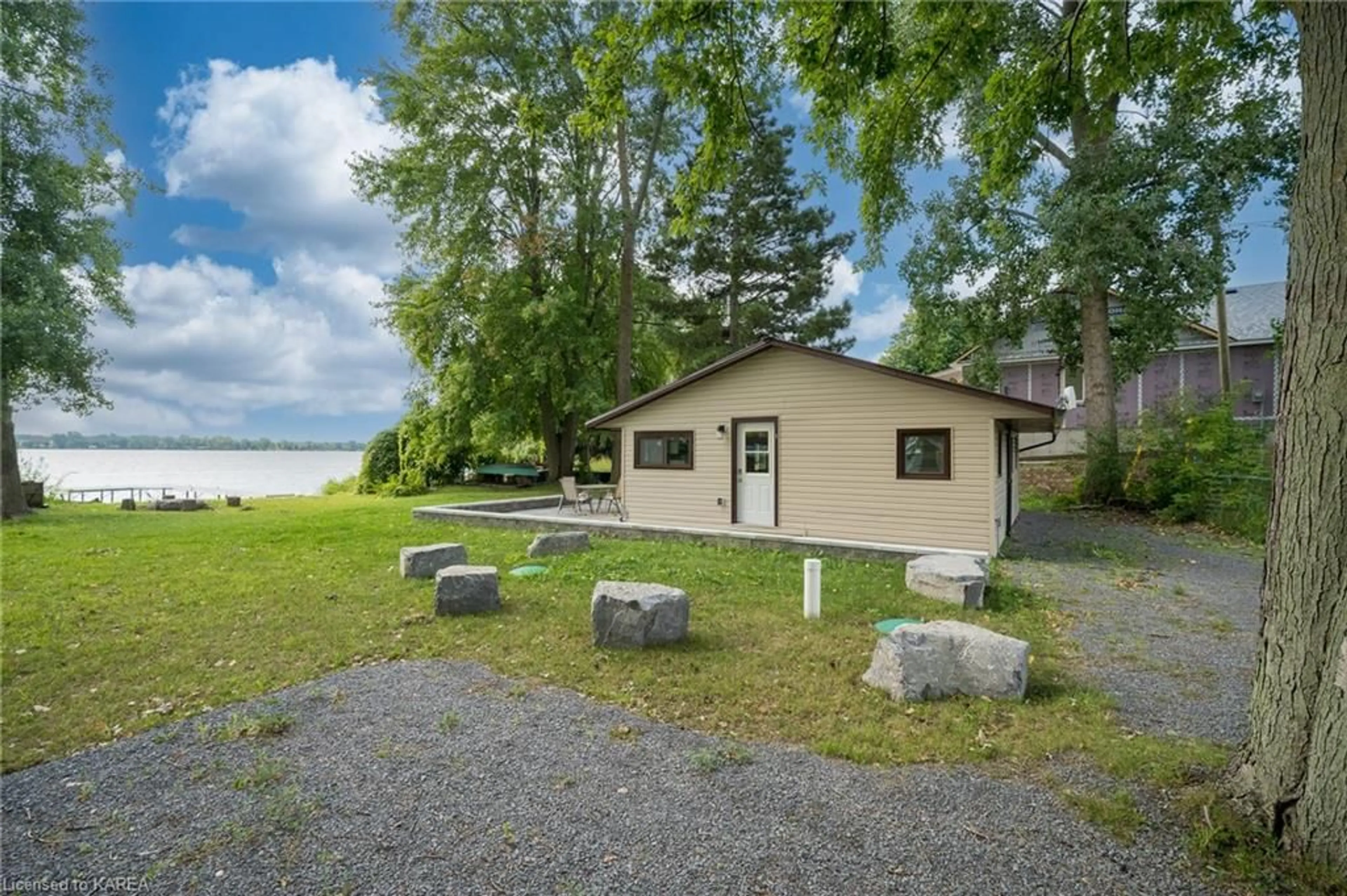 Patio, cottage for 4113 County Rd 9, Napanee Ontario K7R 3K8