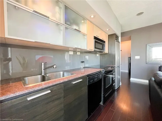 Additional property image - 25 Capreol Crt Unit 2903