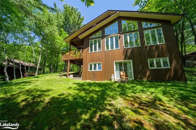 38 Shebeshekong Est Rd S, Carling 2