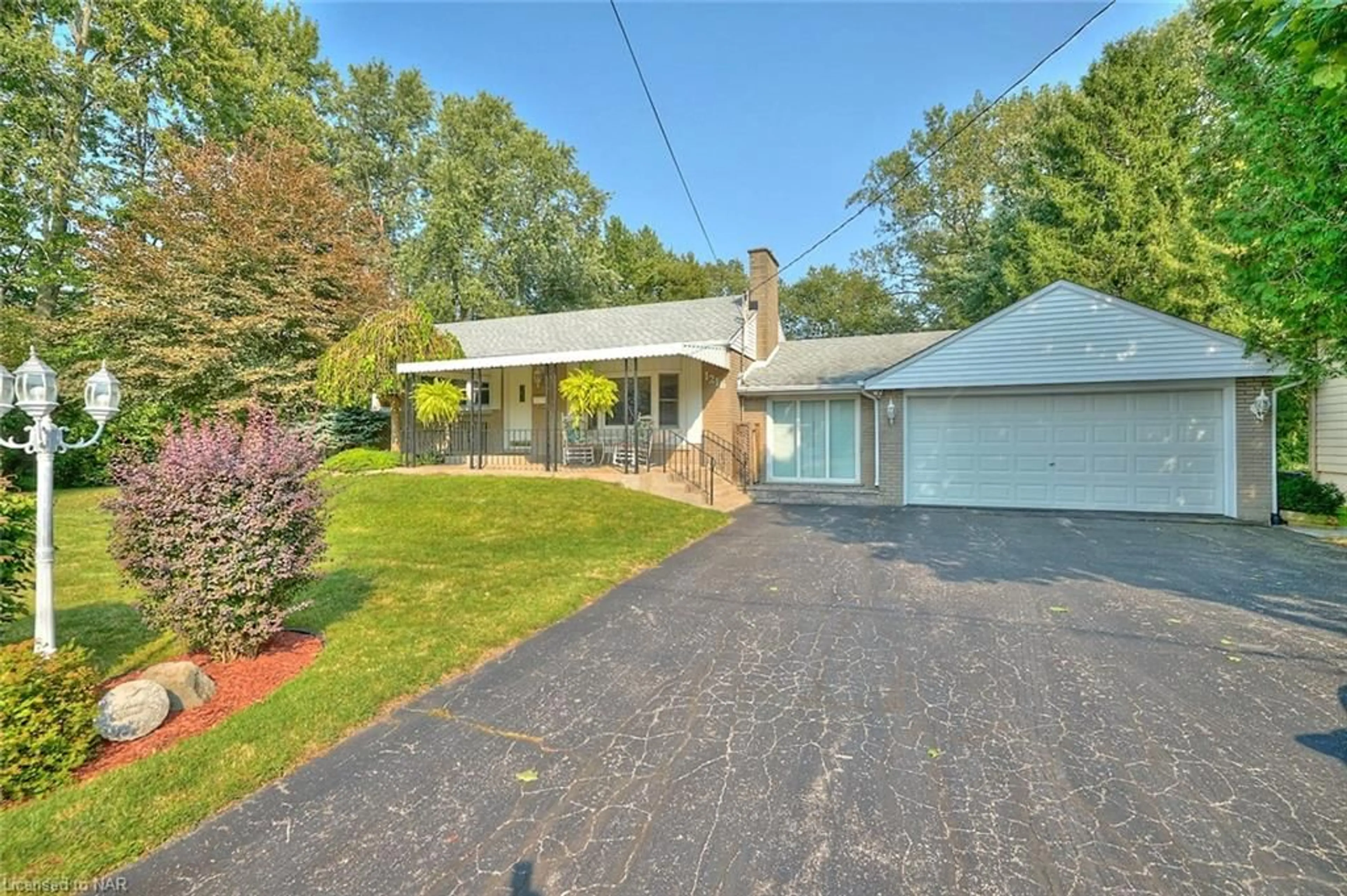 Frontside or backside of a home, cottage for 1216 Benner Ave, Fort Erie Ontario L2A 4N7