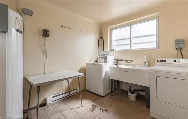 Additional property image - 559A Birchmount Rd