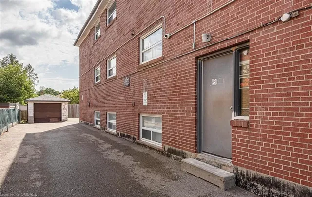 Additional property image - 559A Birchmount Rd