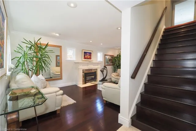 Additional property image - 718 Rockway Dr