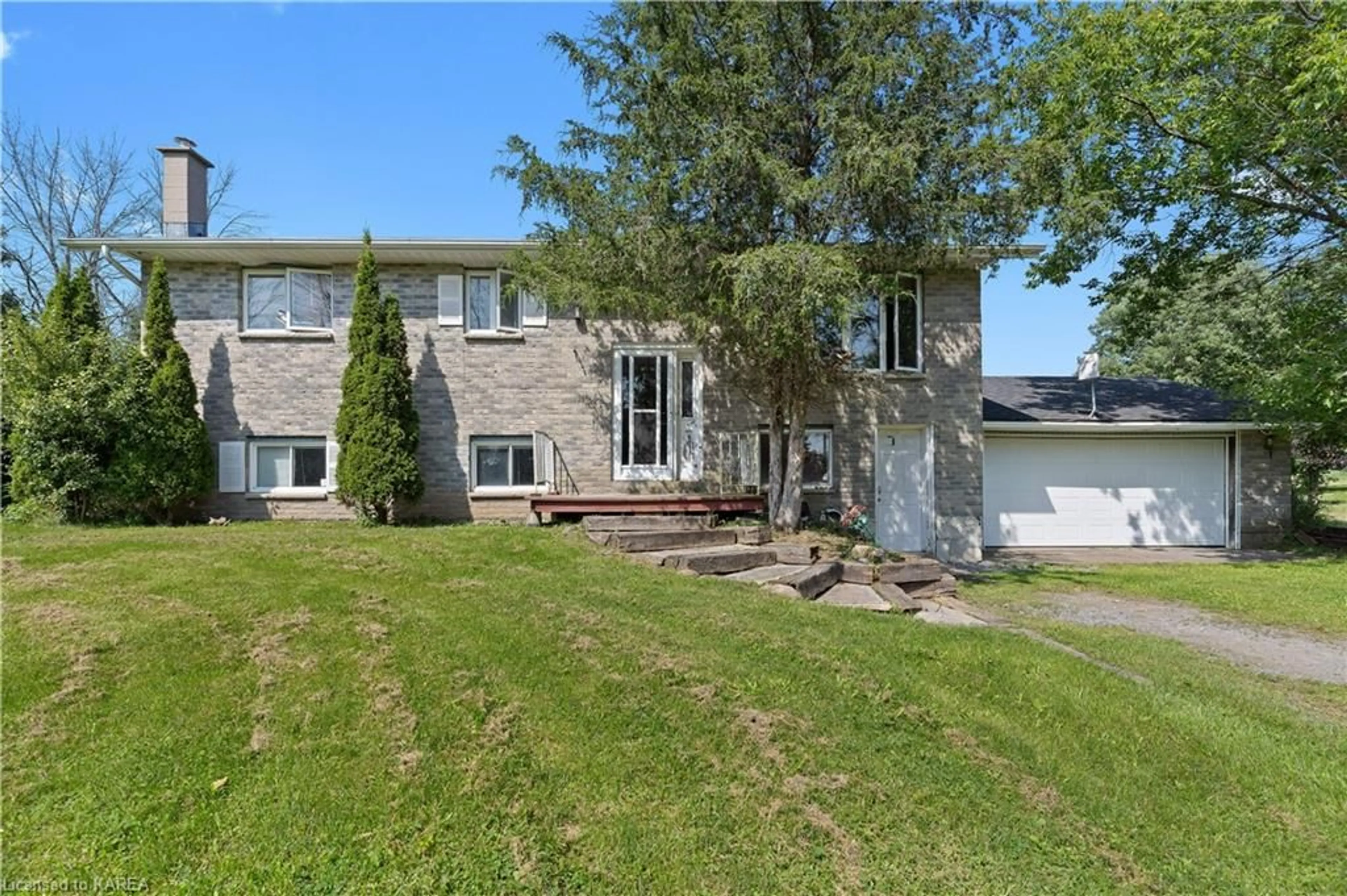 Frontside or backside of a home for 2877 Sumac Rd, Elginburg Ontario K0H 1M0