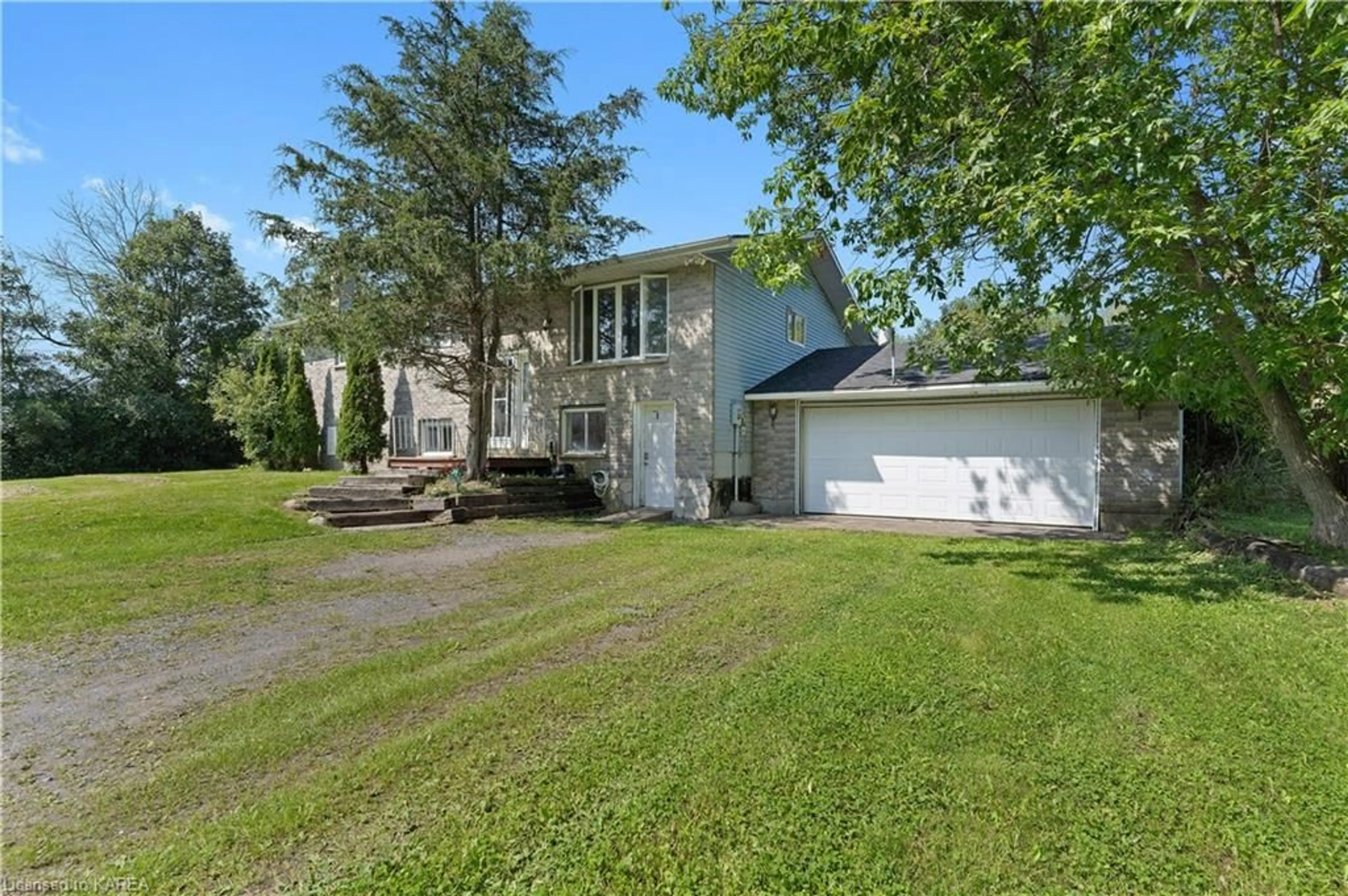 A pic from exterior of the house or condo for 2877 Sumac Rd, Elginburg Ontario K0H 1M0