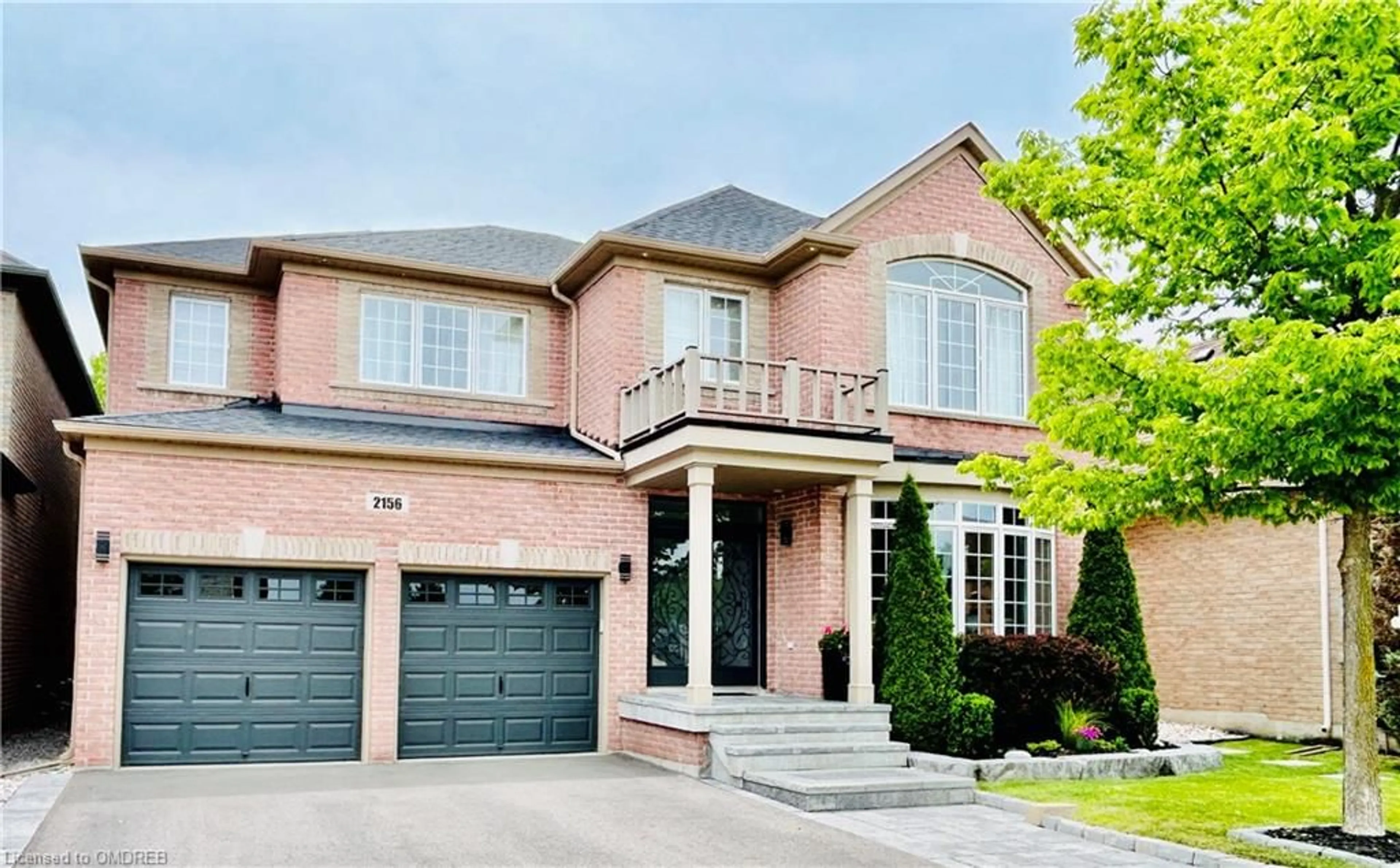 Home with brick exterior material for 2156 Colonel William Pky, Oakville Ontario L6M 0B8