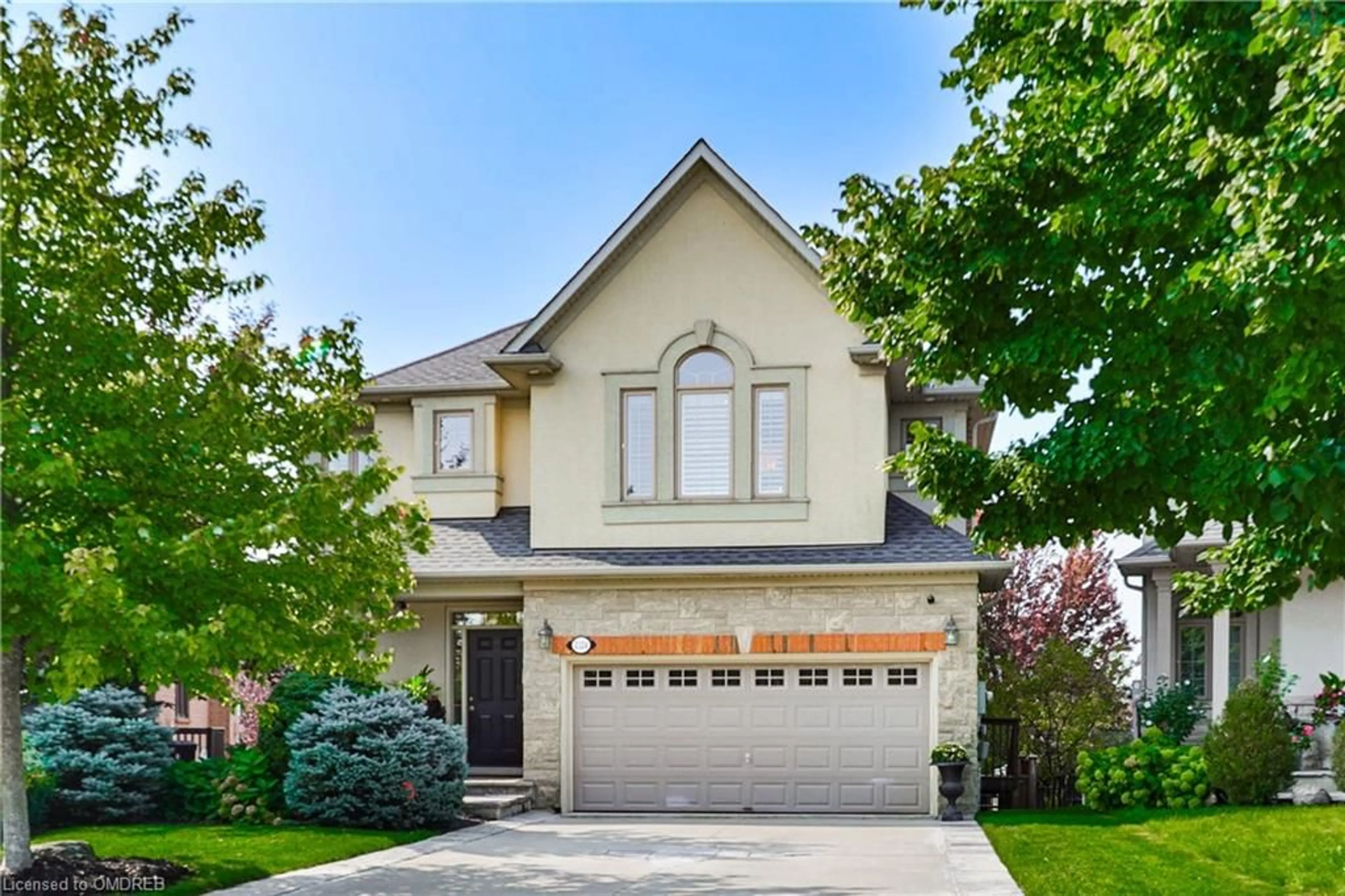 Frontside or backside of a home for 2324 Tesla Cres, Oakville Ontario L6H 7T5