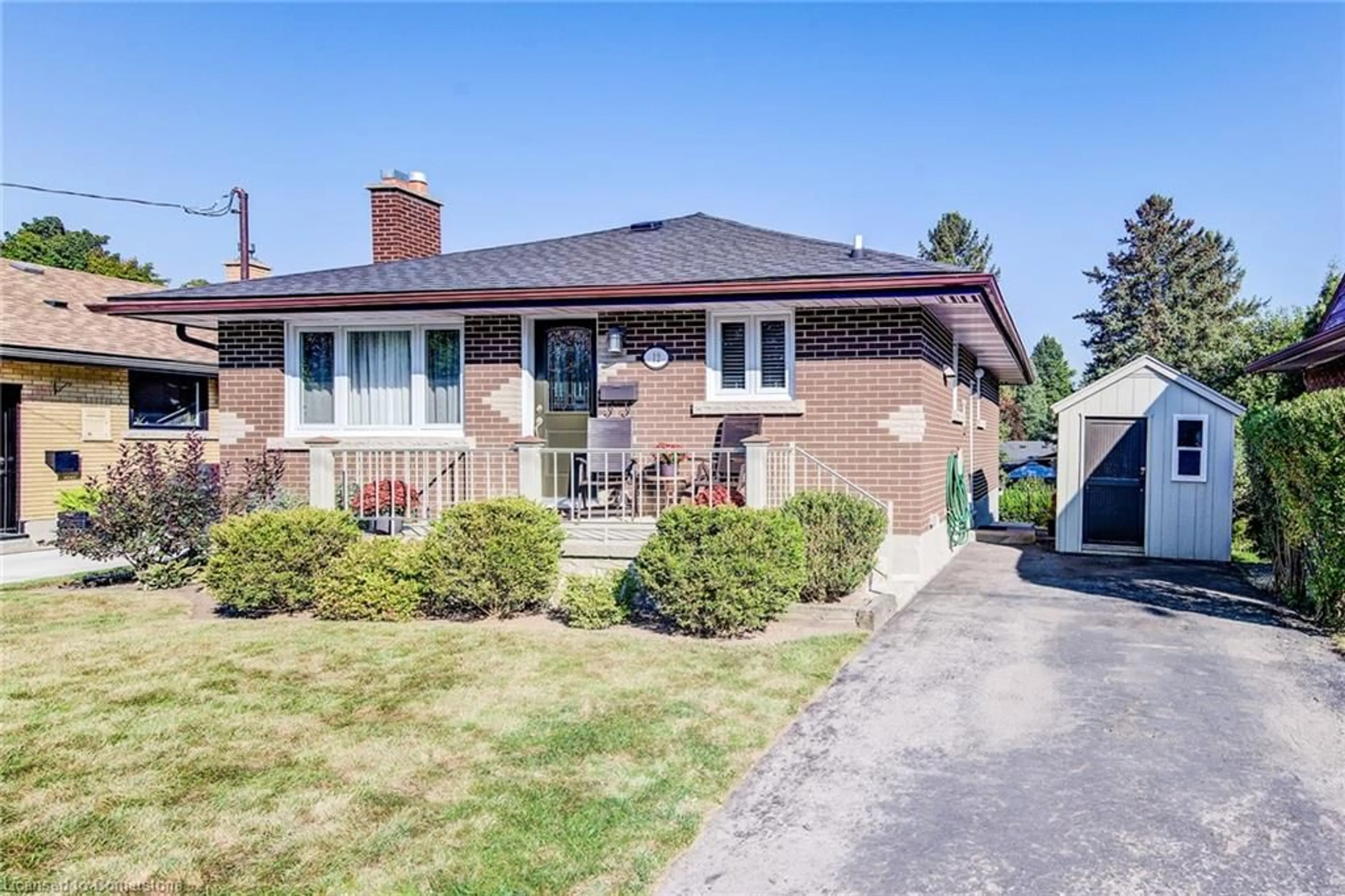 Frontside or backside of a home, cottage for 12 Byron Ave, Cambridge Ontario N1S 1S4