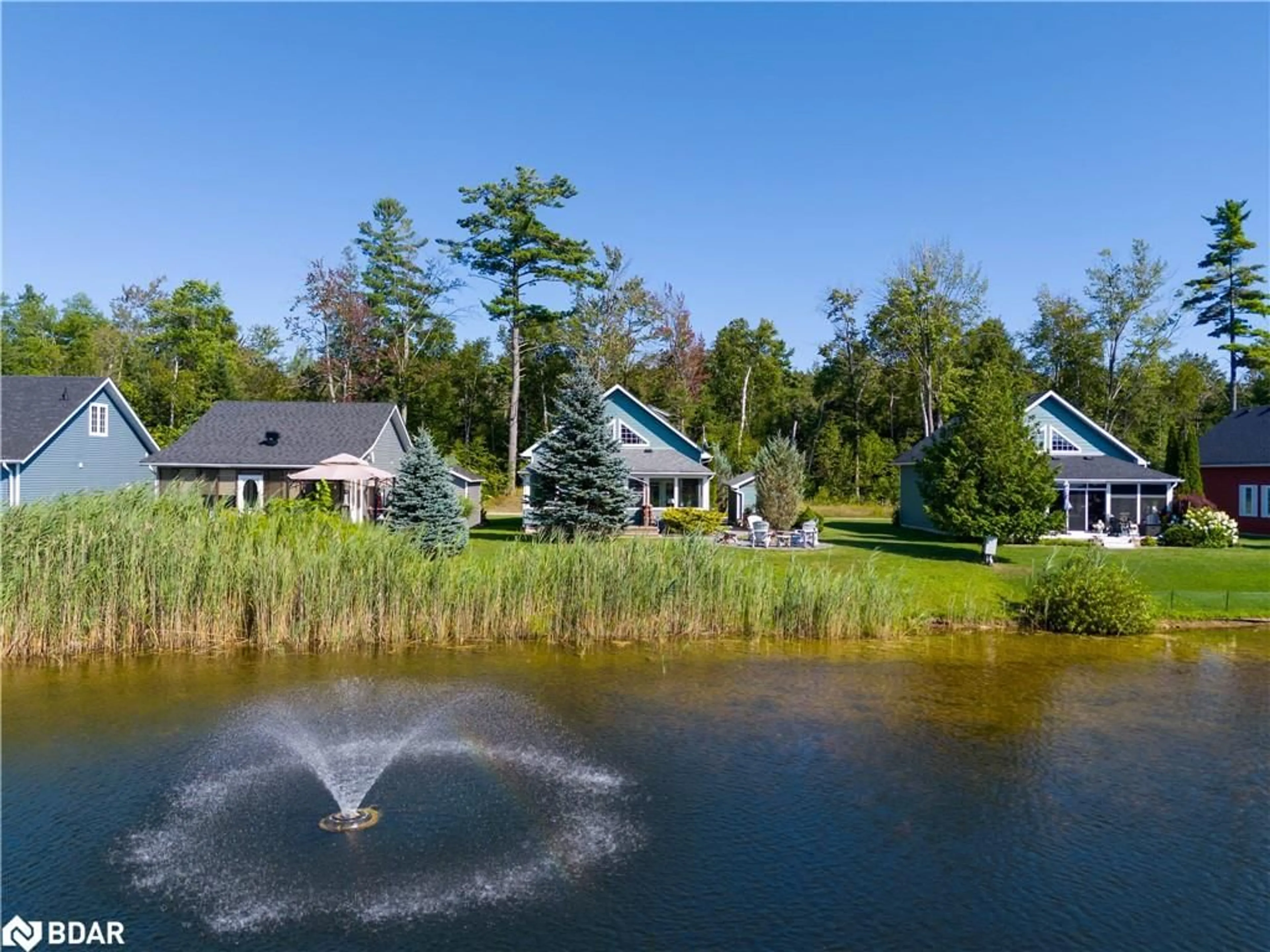 Frontside or backside of a home, cottage for 26 Algonquin Trail, Wasaga Beach Ontario L9Z 1X7