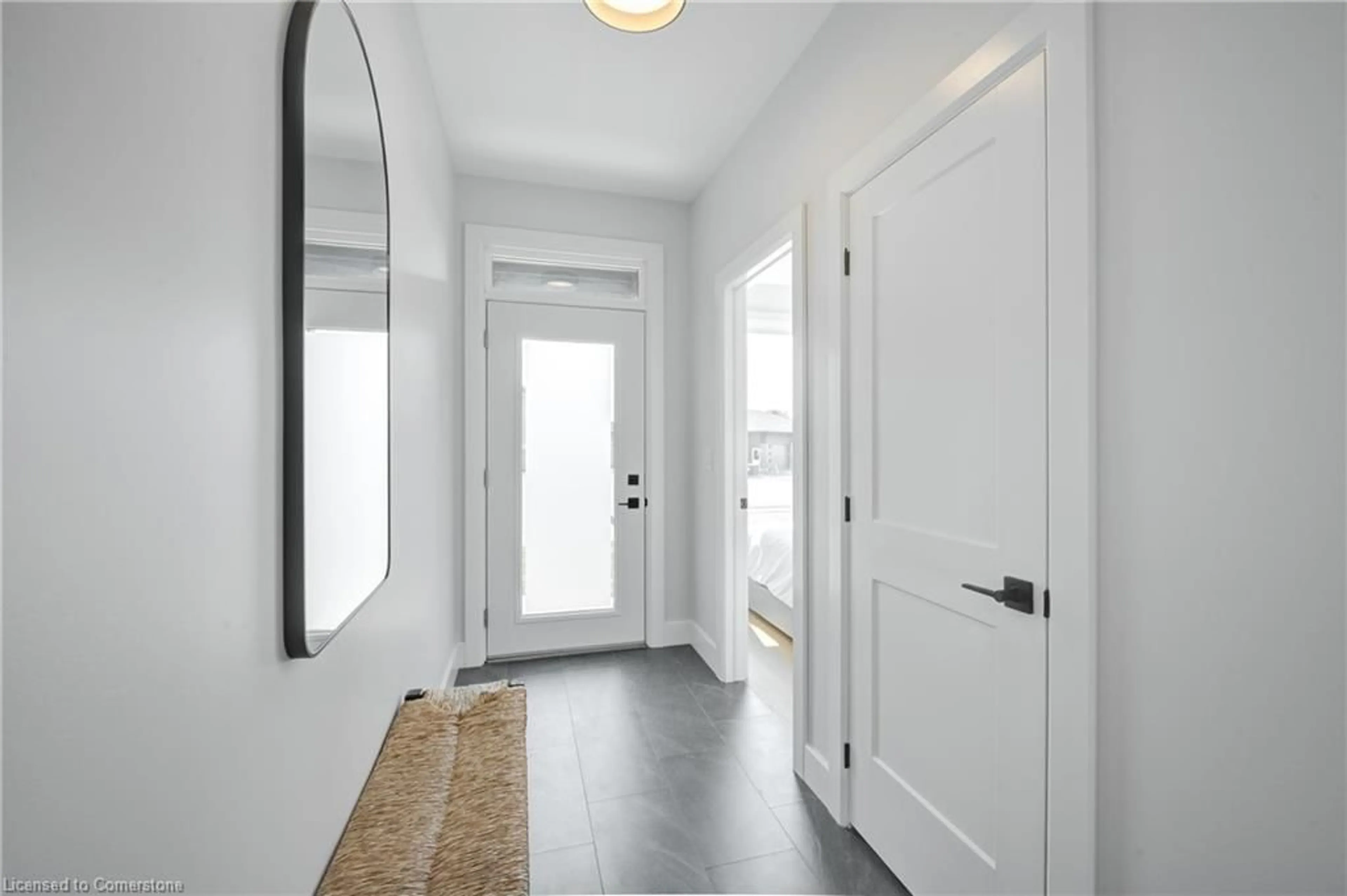 Indoor entryway, wood floors for 269 Pittock Park Rd #12, Woodstock Ontario N4T 0R2