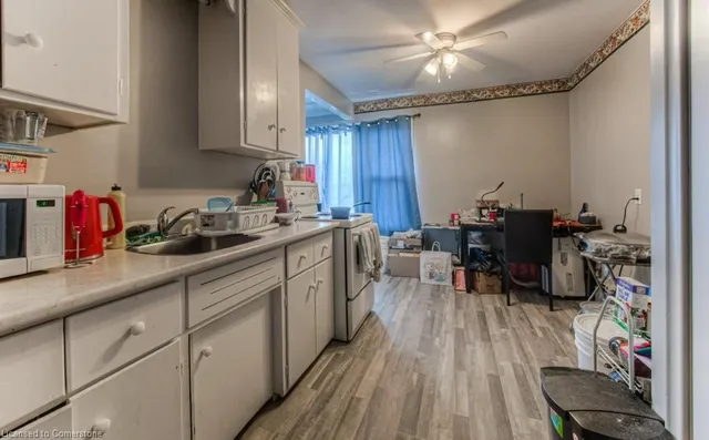Additional property image - 15 Floral Cres