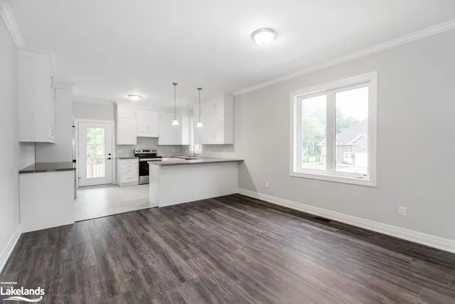 51 Natures Trail, Wasaga Beach 4