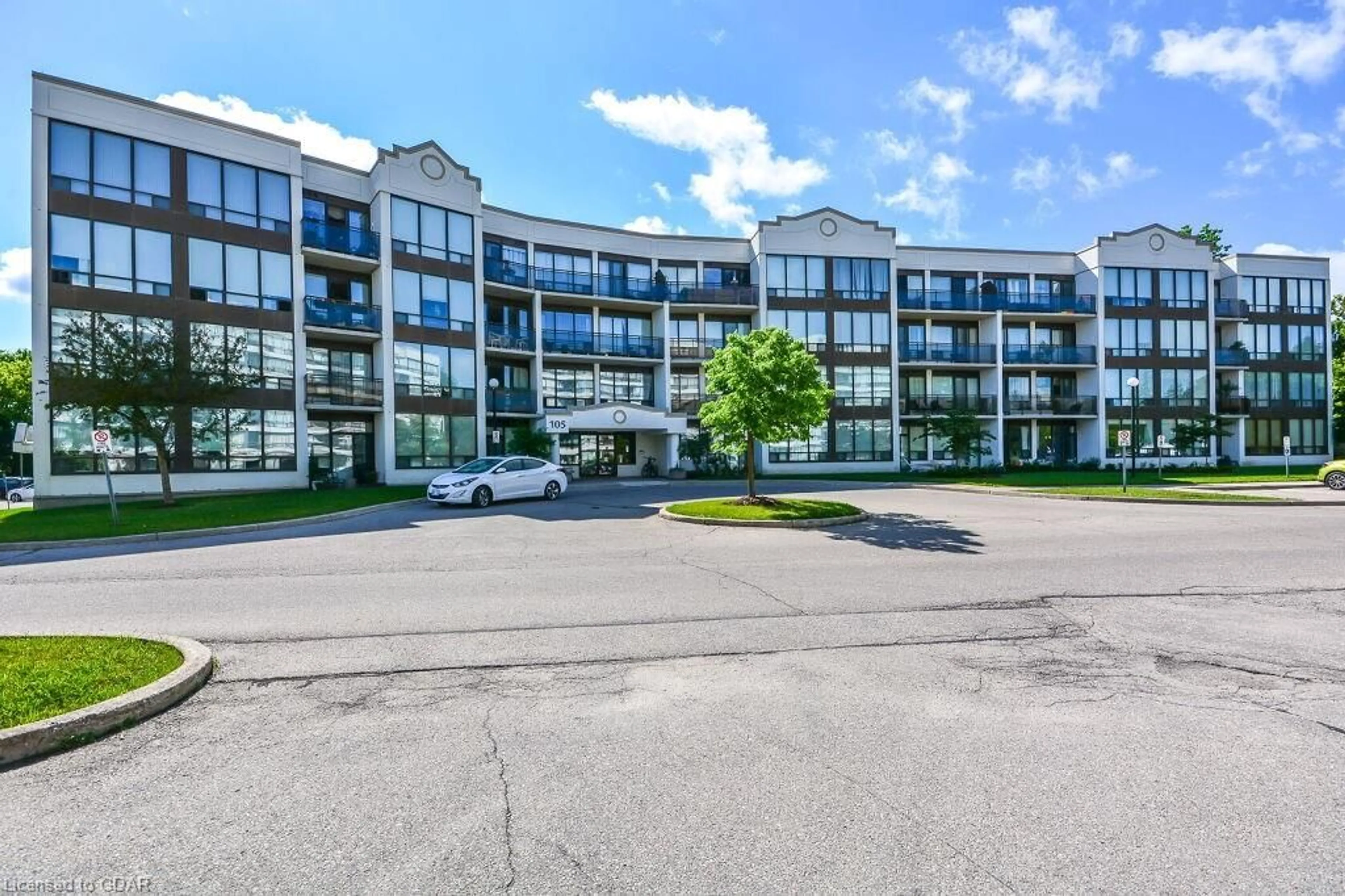 A pic from exterior of the house or condo, the front or back of building for 105 Bagot St St #B2, Guelph Ontario N1H 8H4