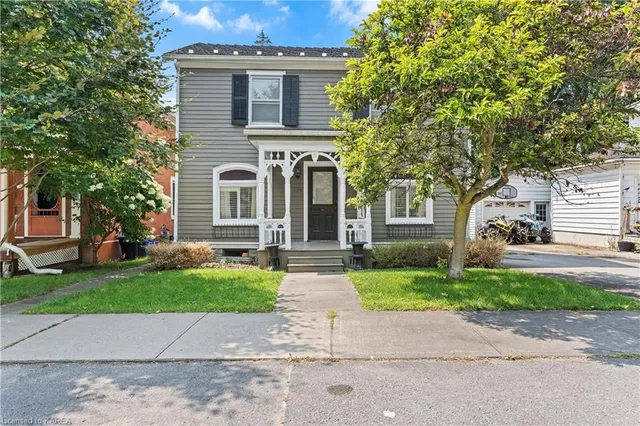 174 John St, Napanee